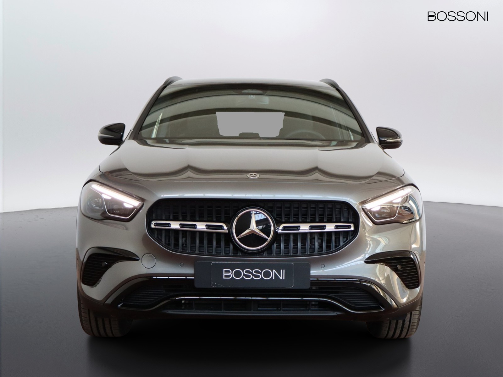 2 - Mercedes GLA 200 d progressive extra 8g-dct