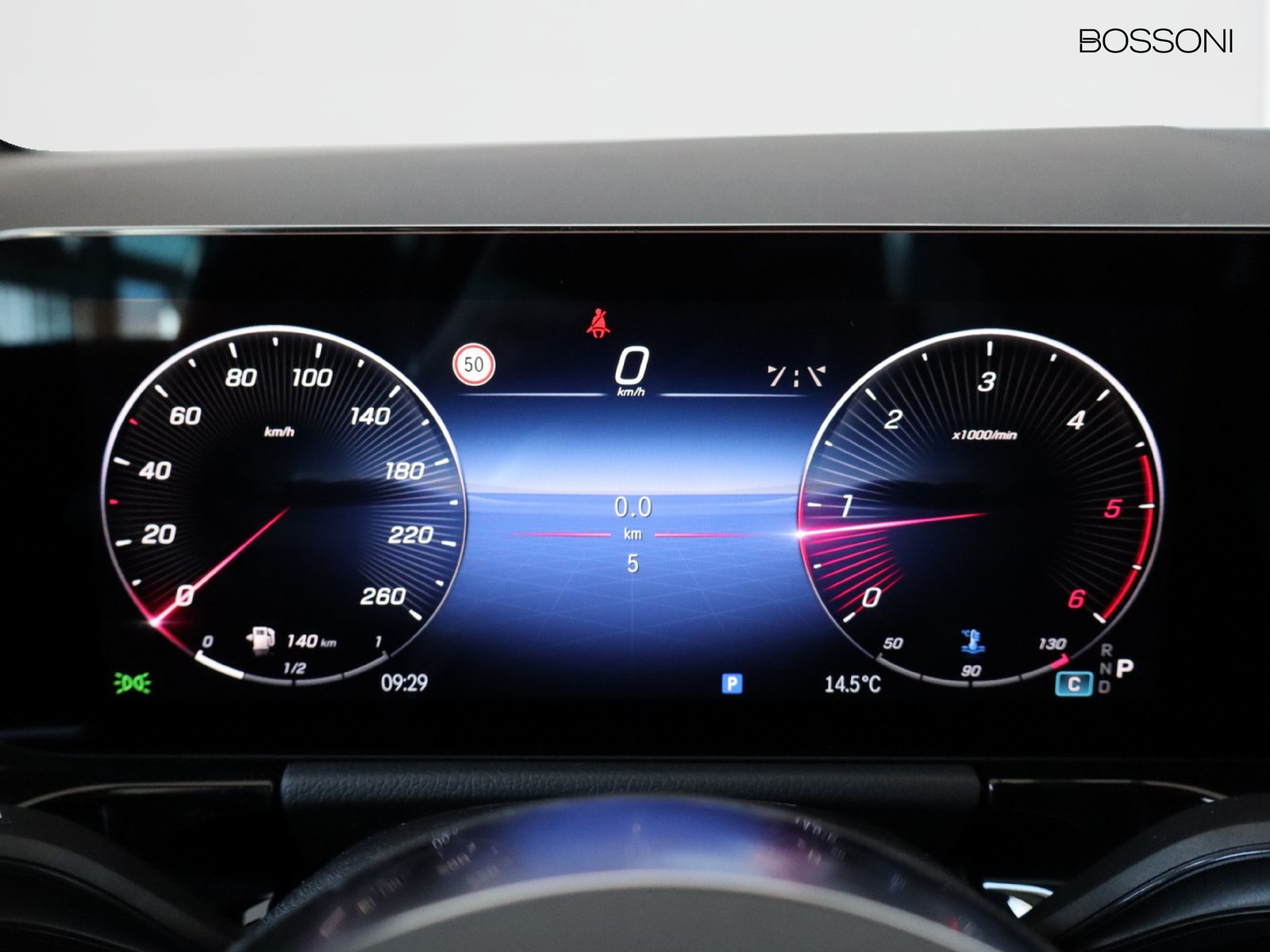 9 - Mercedes GLA 200 d progressive extra 8g-dct