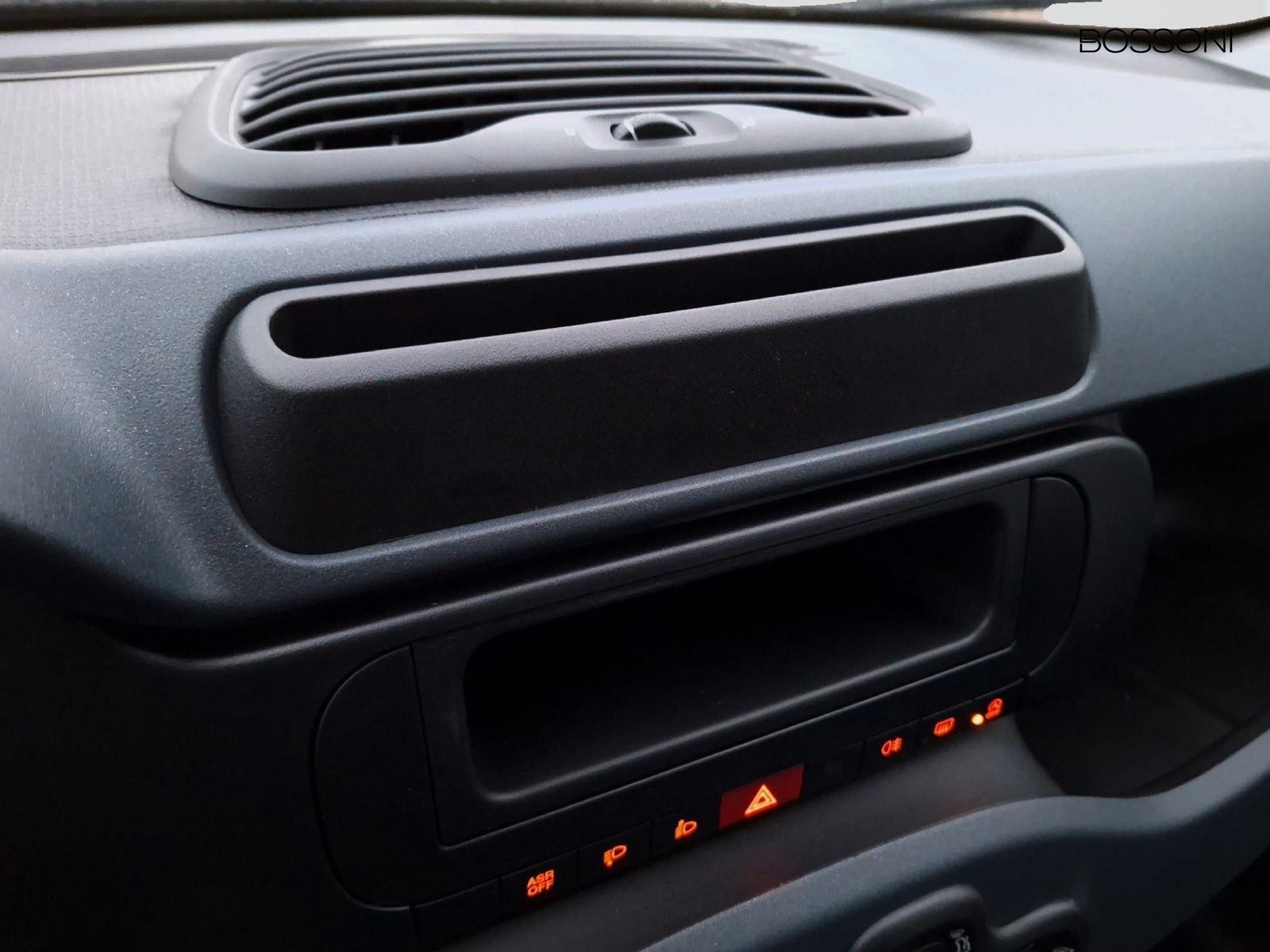 16 - Fiat Pandina 1.0 firefly hybrid 70cv pop s&s
