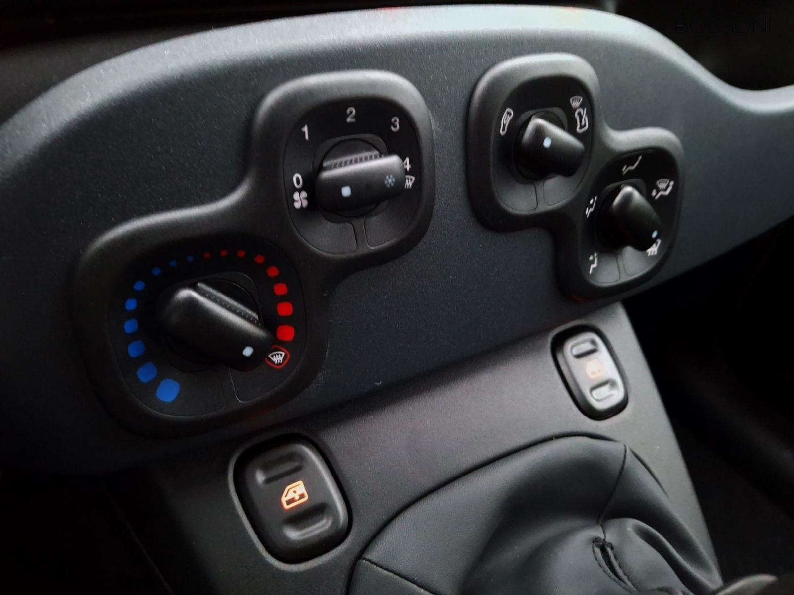 17 - Fiat Pandina 1.0 firefly hybrid 70cv pop s&s