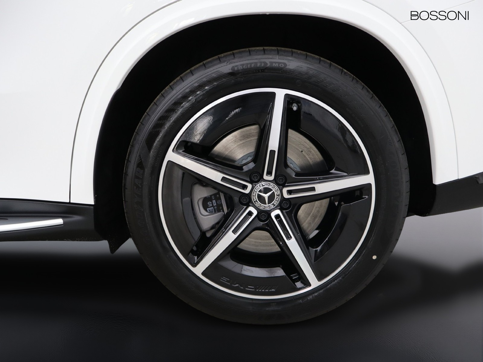 4 - Mercedes GLC eq 400 advanced plus 4matic