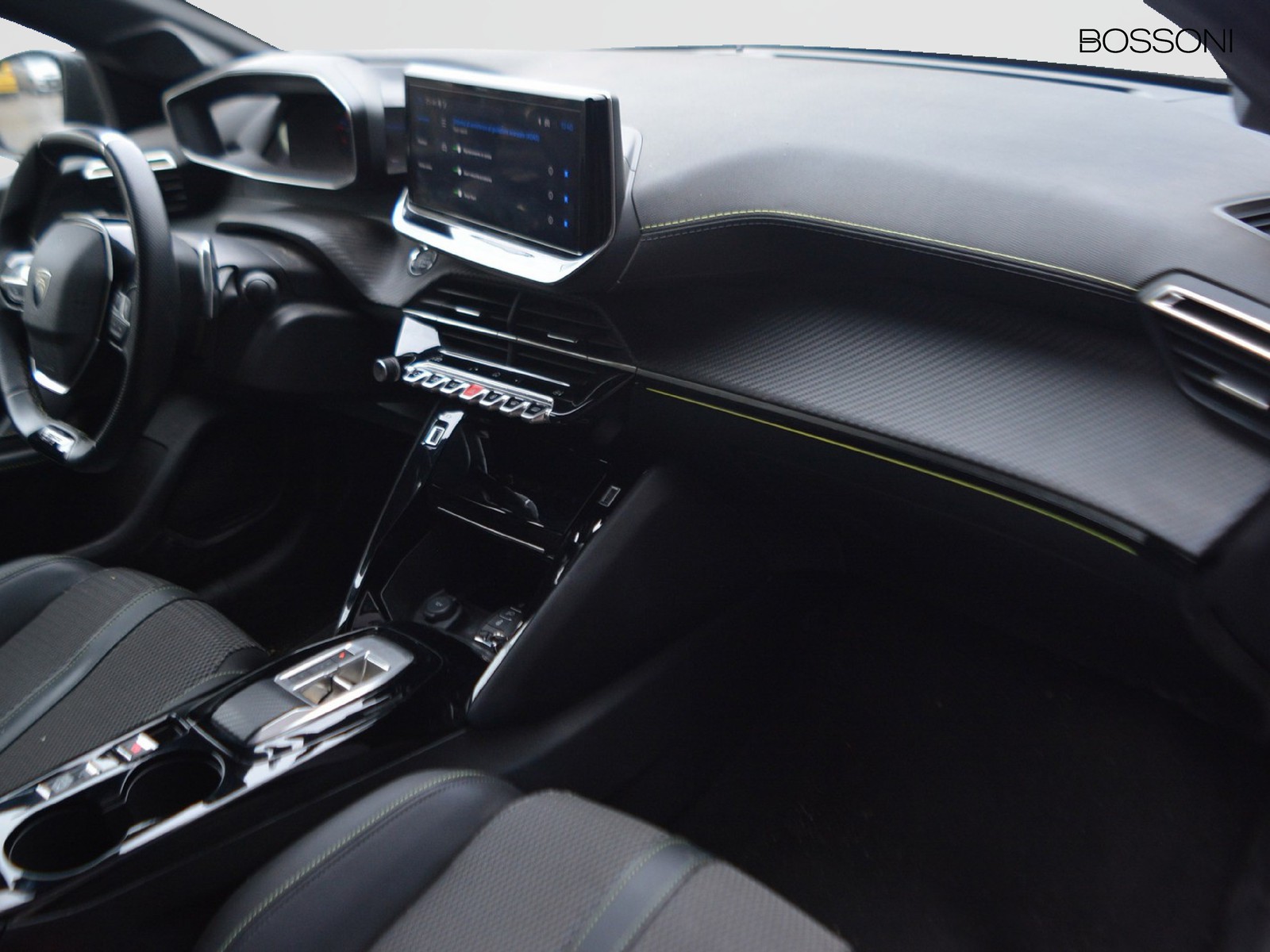 8 - Peugeot 208 1.2 hybrid 48v 145cv gt e-dcs6