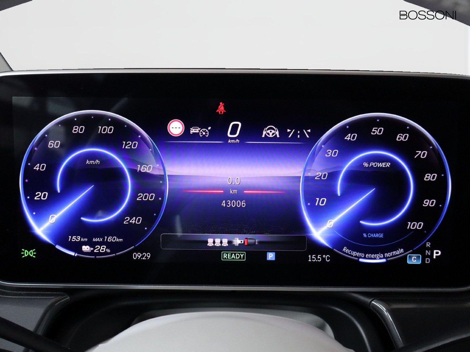 9 - Mercedes EQE 350 premium plus 4matic