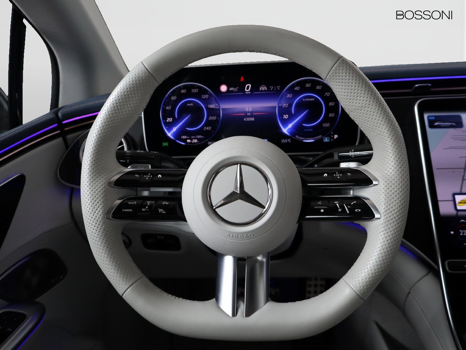 18 - Mercedes EQE 350 premium plus 4matic