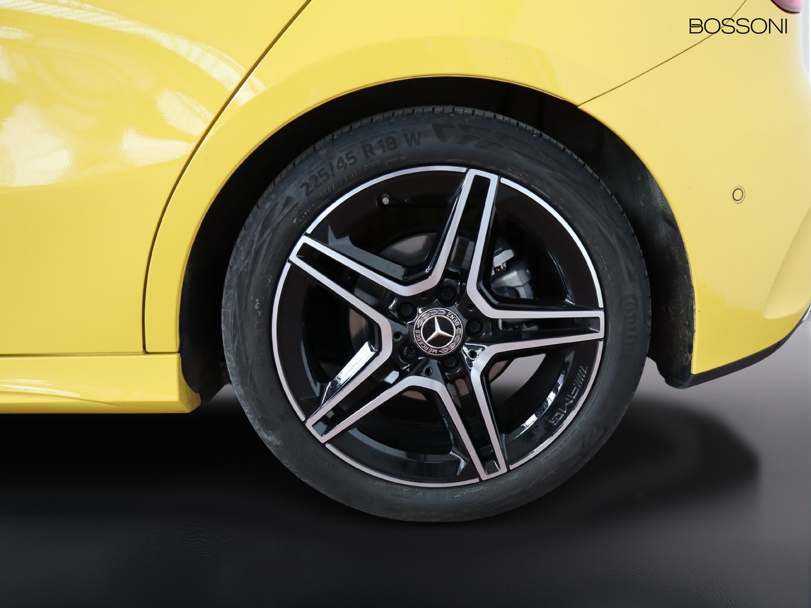 4 - Mercedes Classe A 180 amg line advanced plus 7g-dct
