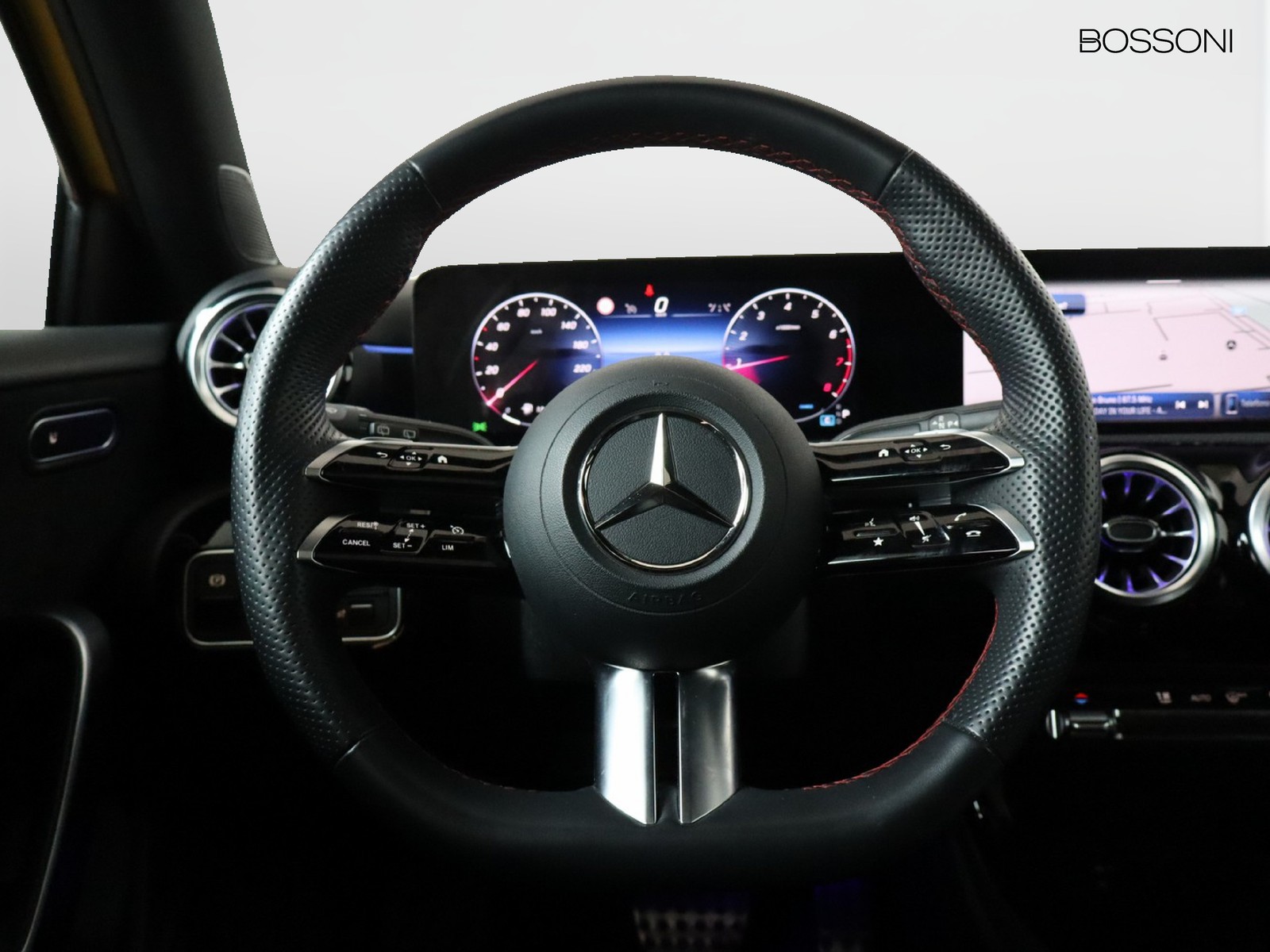 17 - Mercedes Classe A 180 amg line advanced plus 7g-dct