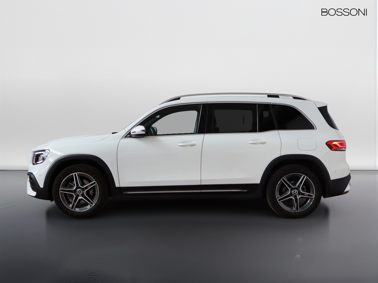 3 - Mercedes GLB 200 d premium 8g-dct