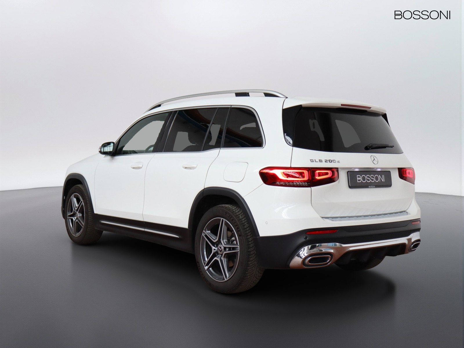 5 - Mercedes GLB 200 d premium 8g-dct