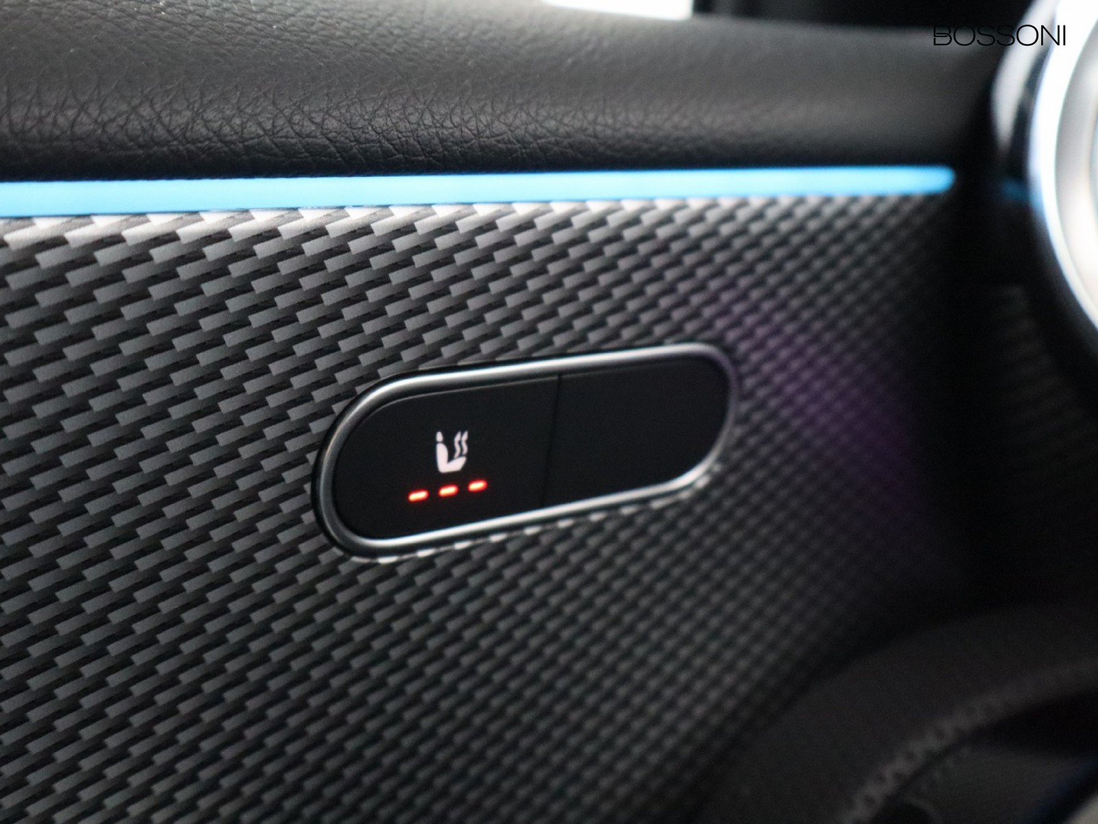 15 - Mercedes Classe A 180 d sport night edition 8g-dct