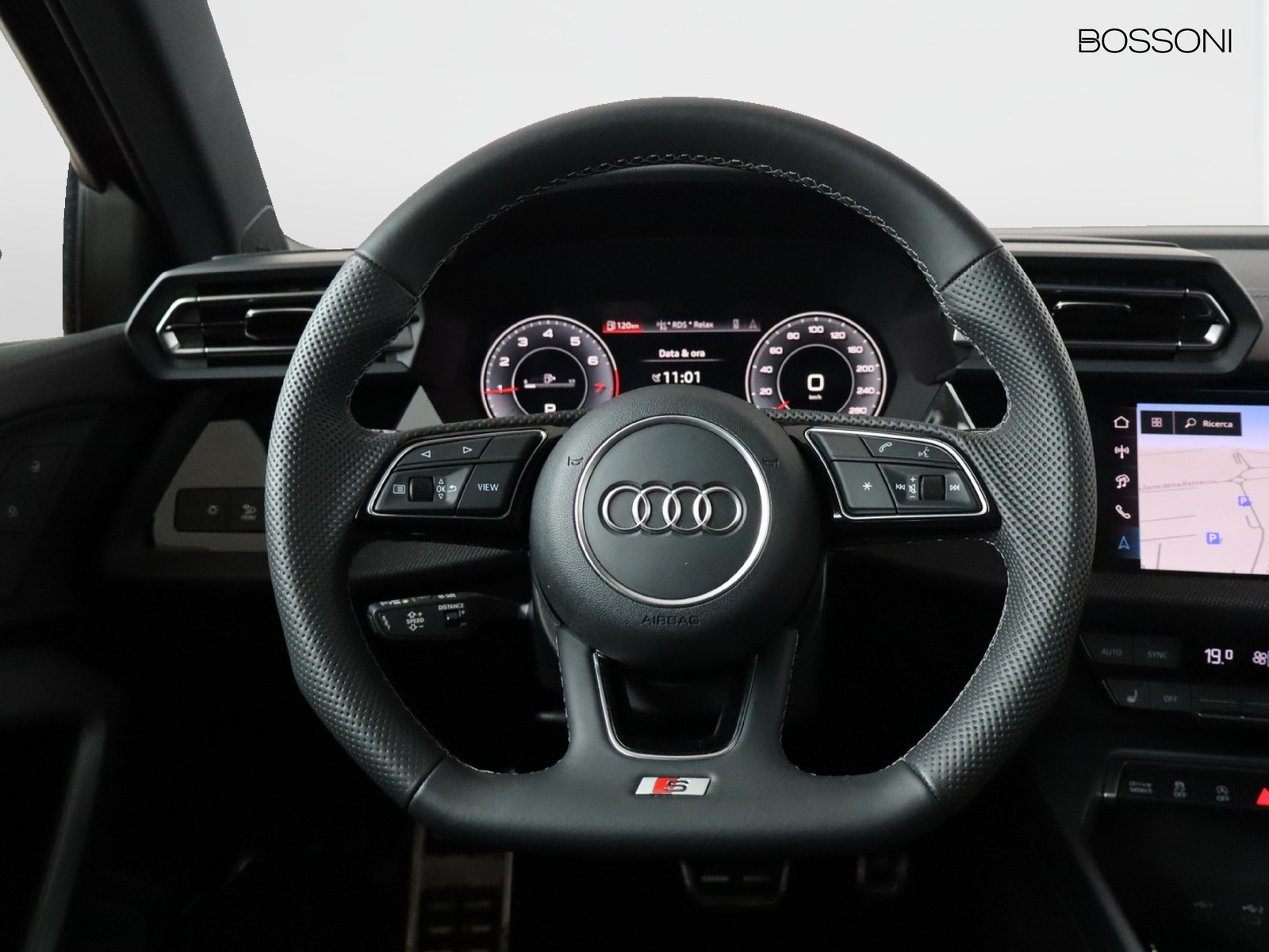 18 - Audi A3 sportback 1.5 tfsi mhev 116cv s line edition