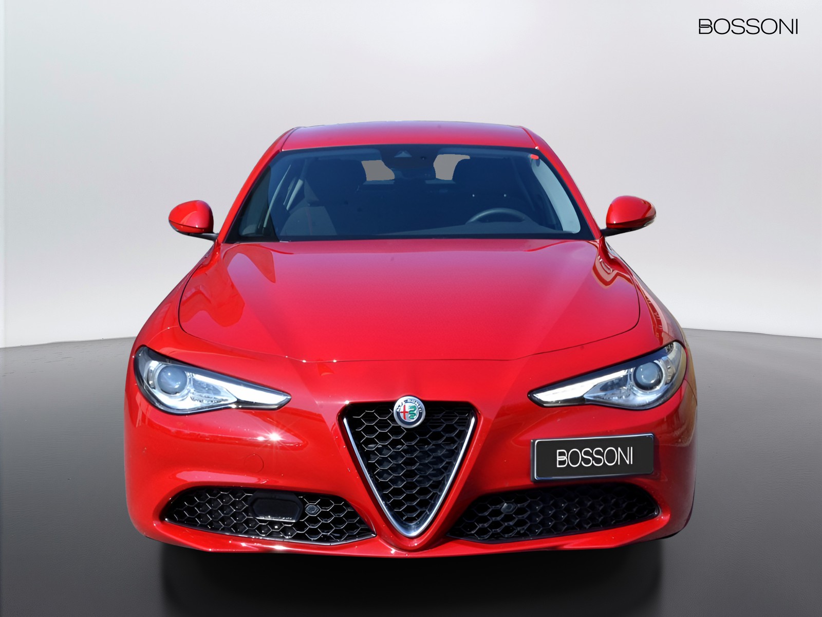 2 - Alfa Romeo Giulia 2.2 turbo 160cv business at8