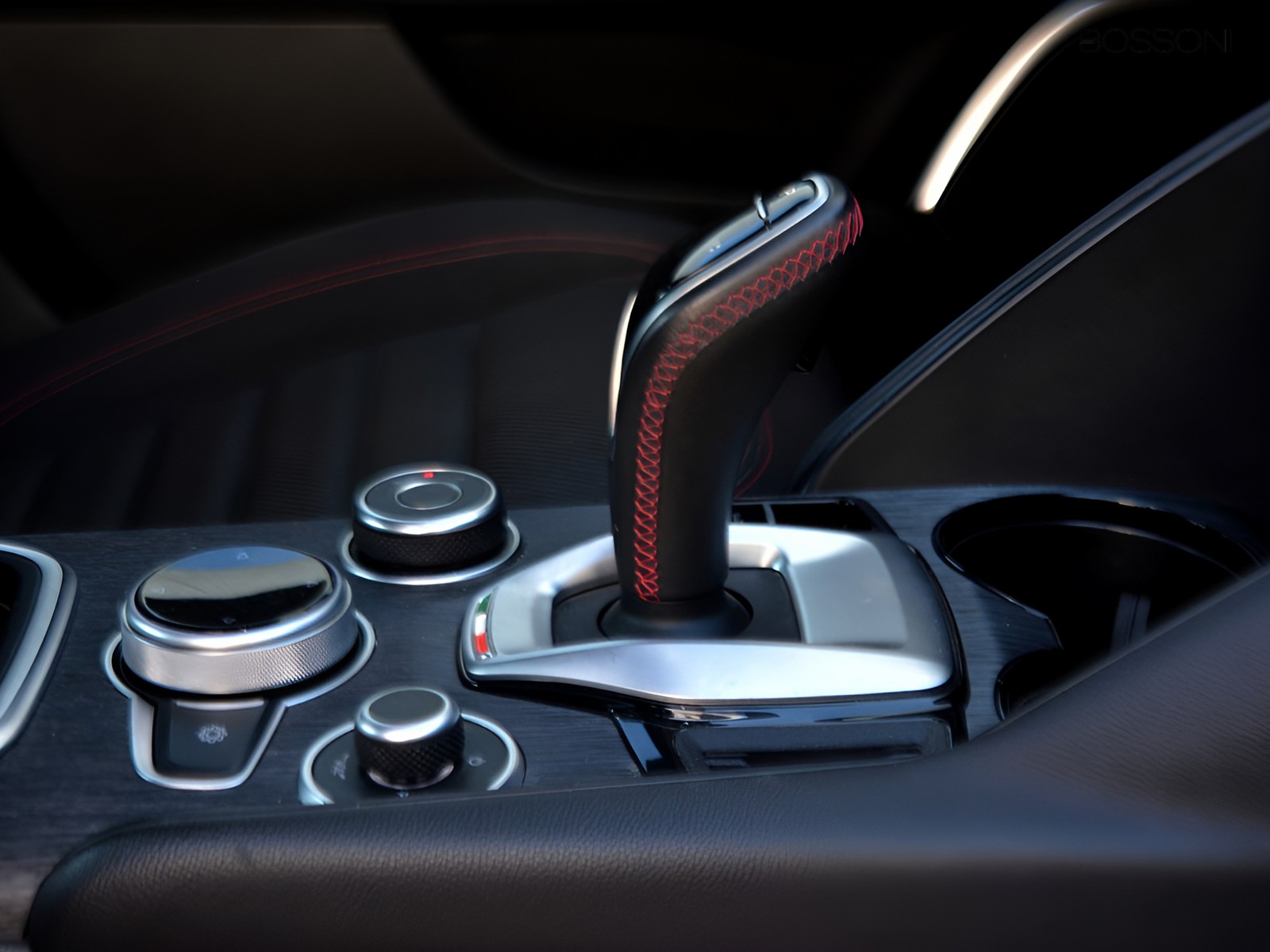 12 - Alfa Romeo Giulia 2.2 turbo 160cv business at8