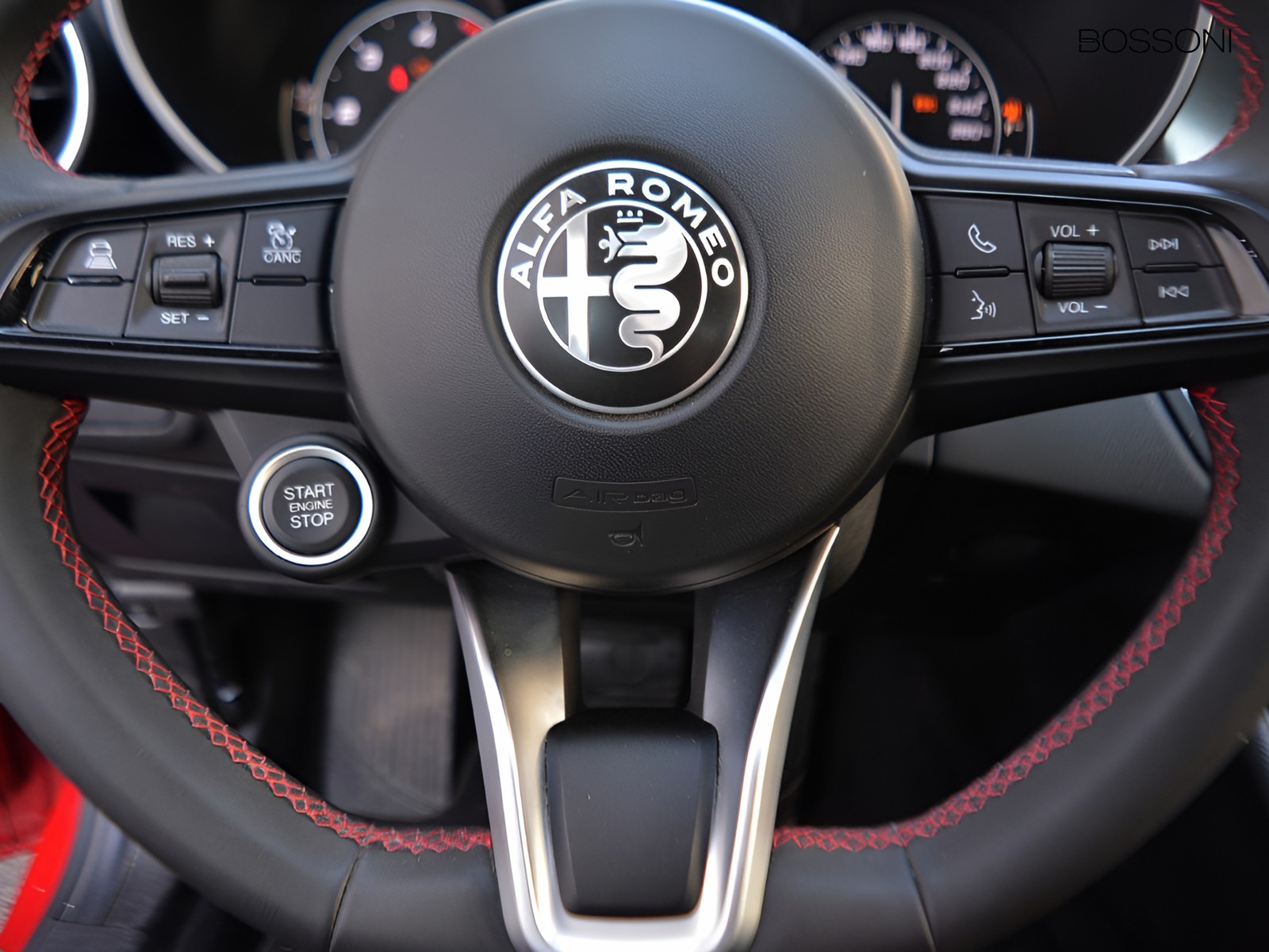 16 - Alfa Romeo Giulia 2.2 turbo 160cv business at8