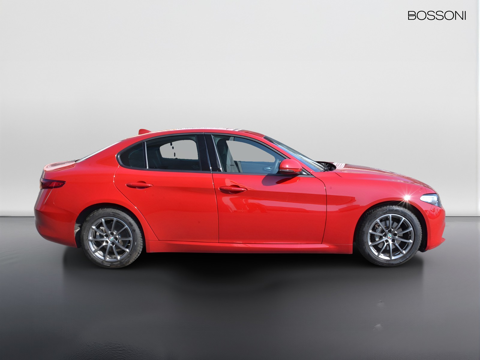 24 - Alfa Romeo Giulia 2.2 turbo 160cv business at8