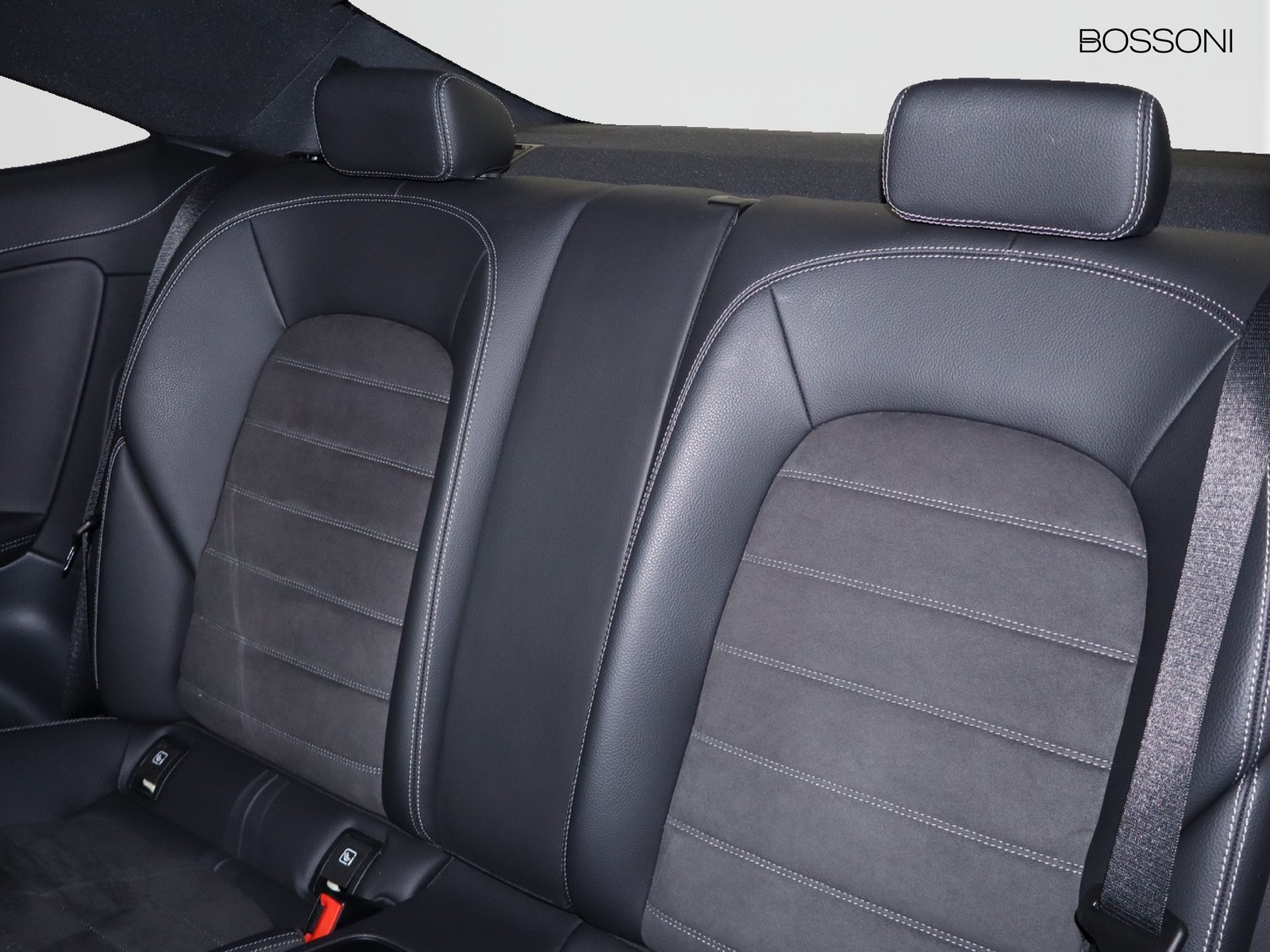 8 - Mercedes Classe C coupe 220 d premium plus 4matic 9g-tronic plus