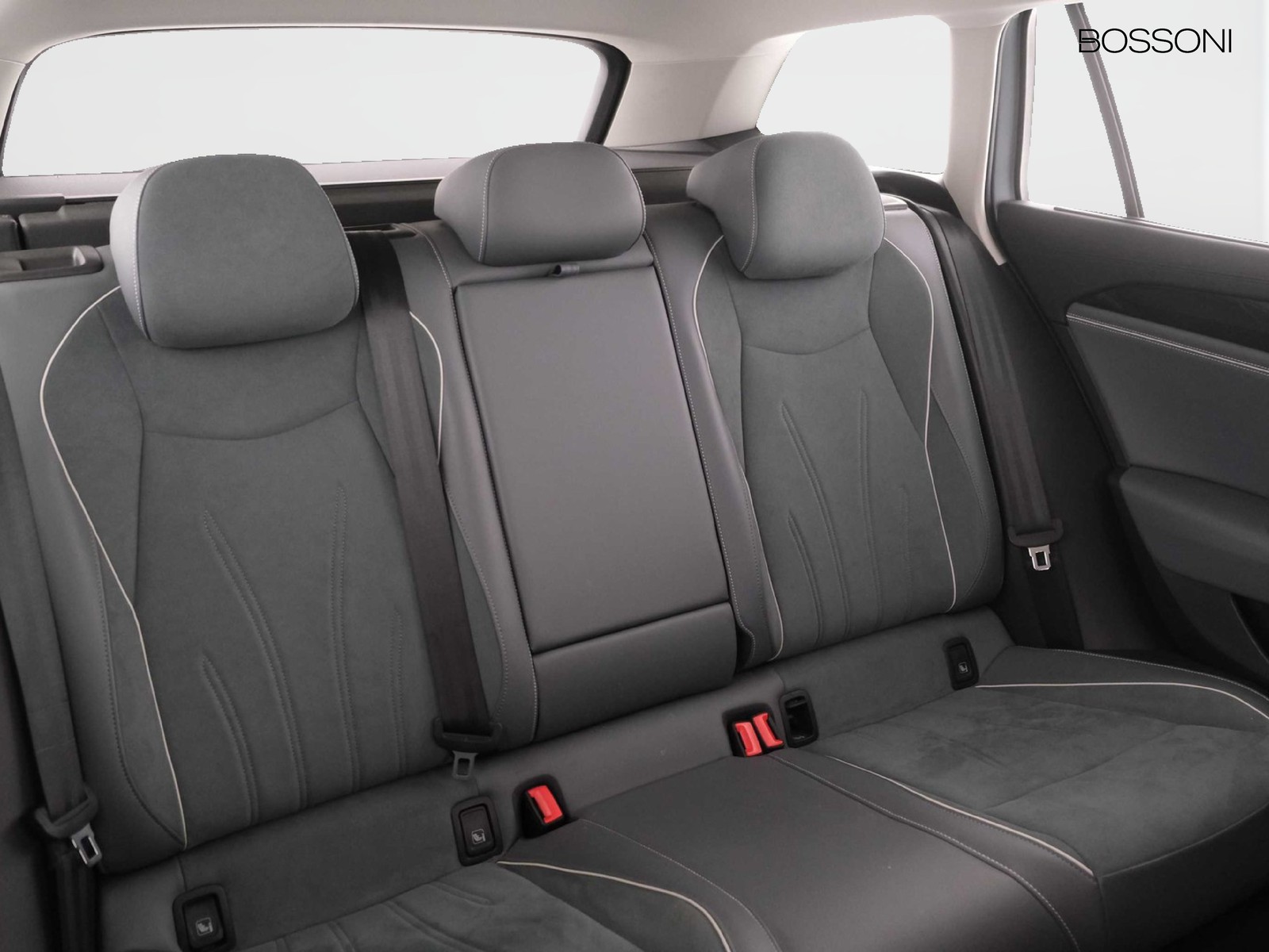 35 - Volkswagen Passat 2.0 tdi scr evo 150cv business dsg