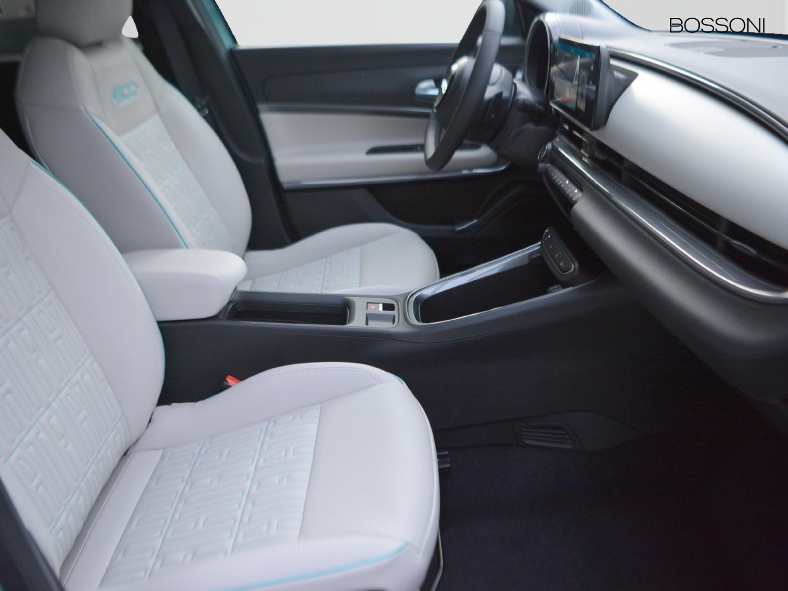 5 - Fiat 600 1.2 hybrid 110cv la prima ii edct