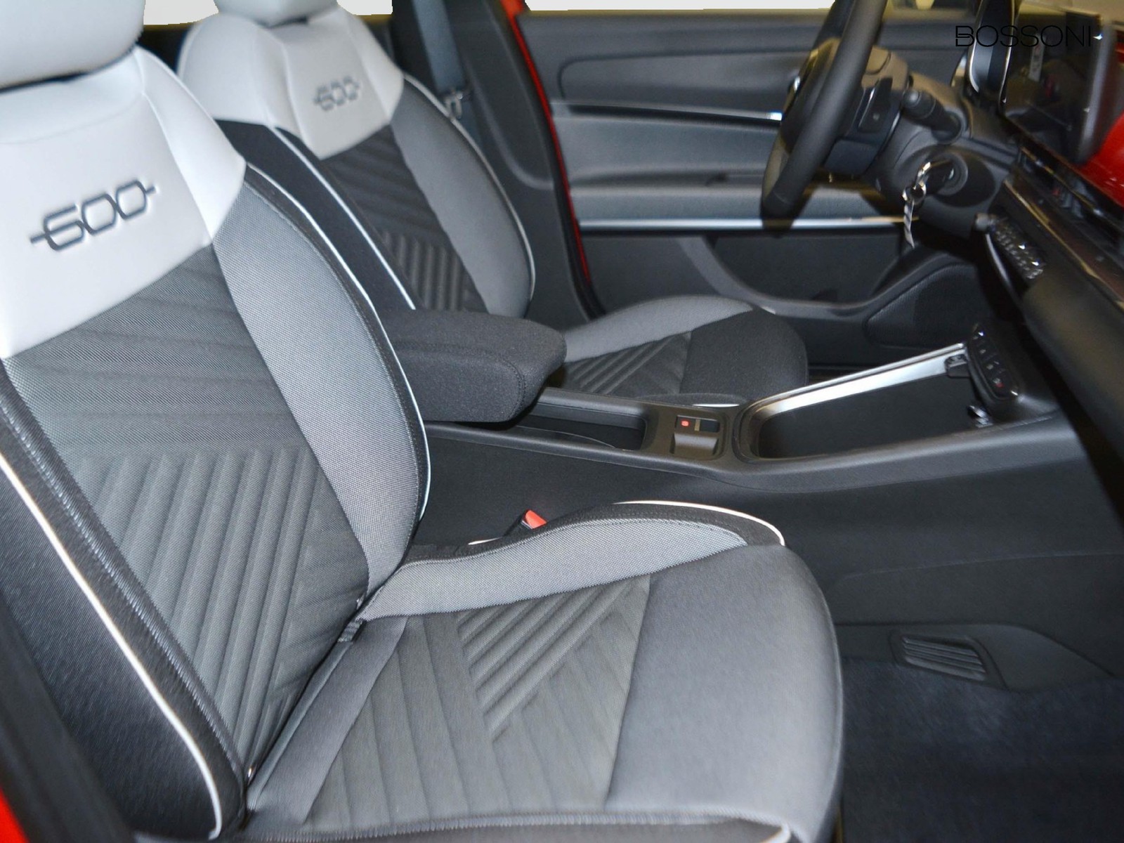5 - Fiat 600 1.2 hybrid 110cv icon edct