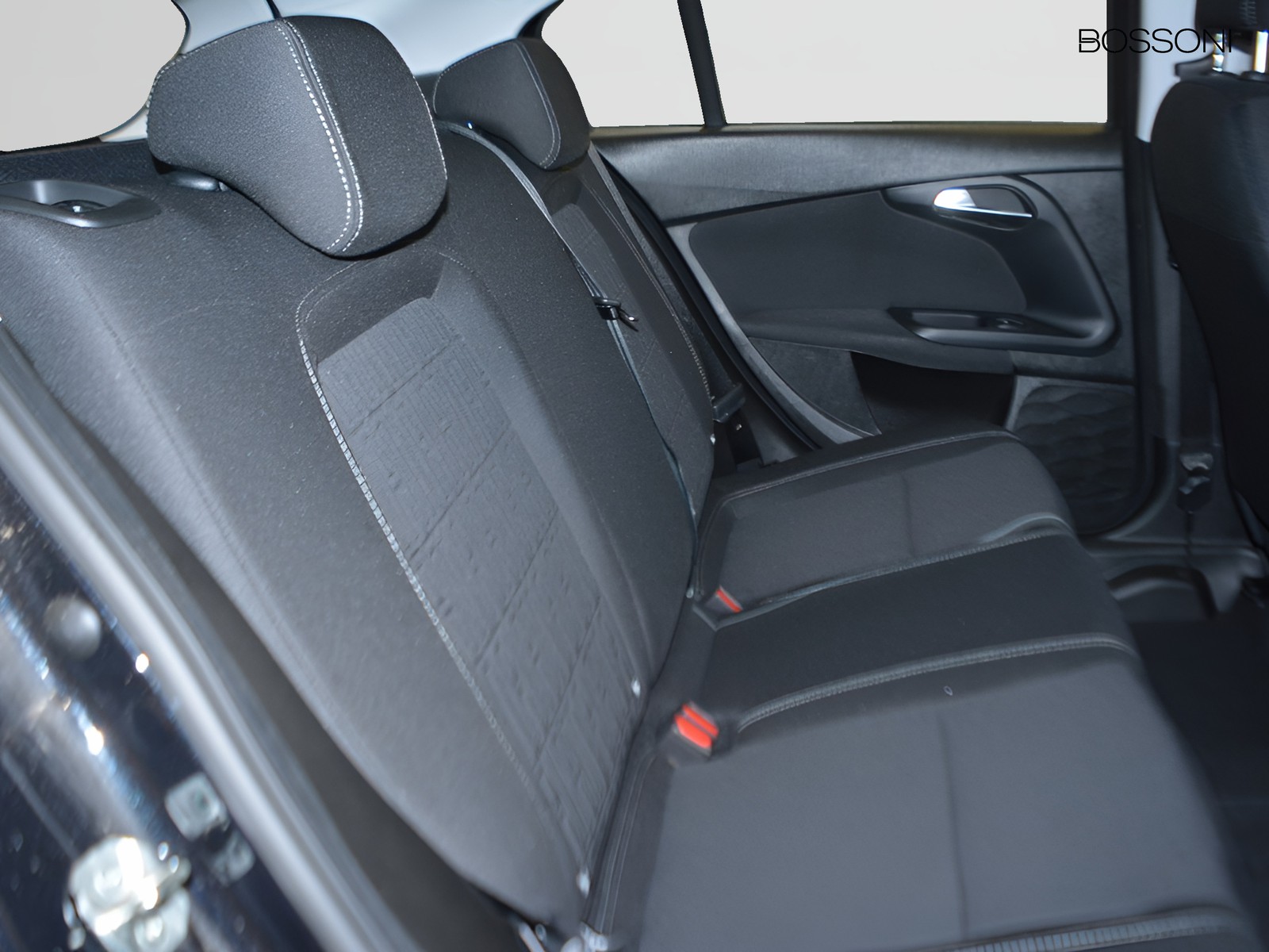 9 - Fiat Tipo 5 porte 1.5 t4 hybrid 130cv dct