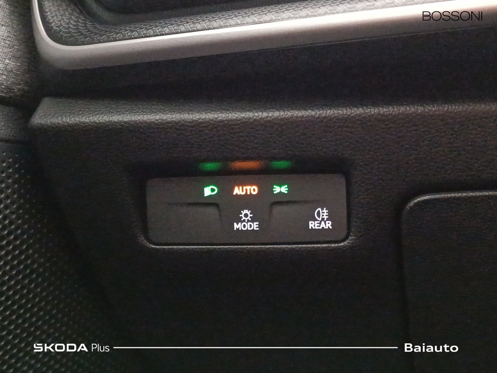 18 - Skoda Superb wagon 2.0 tdi evo 150cv selection dsg