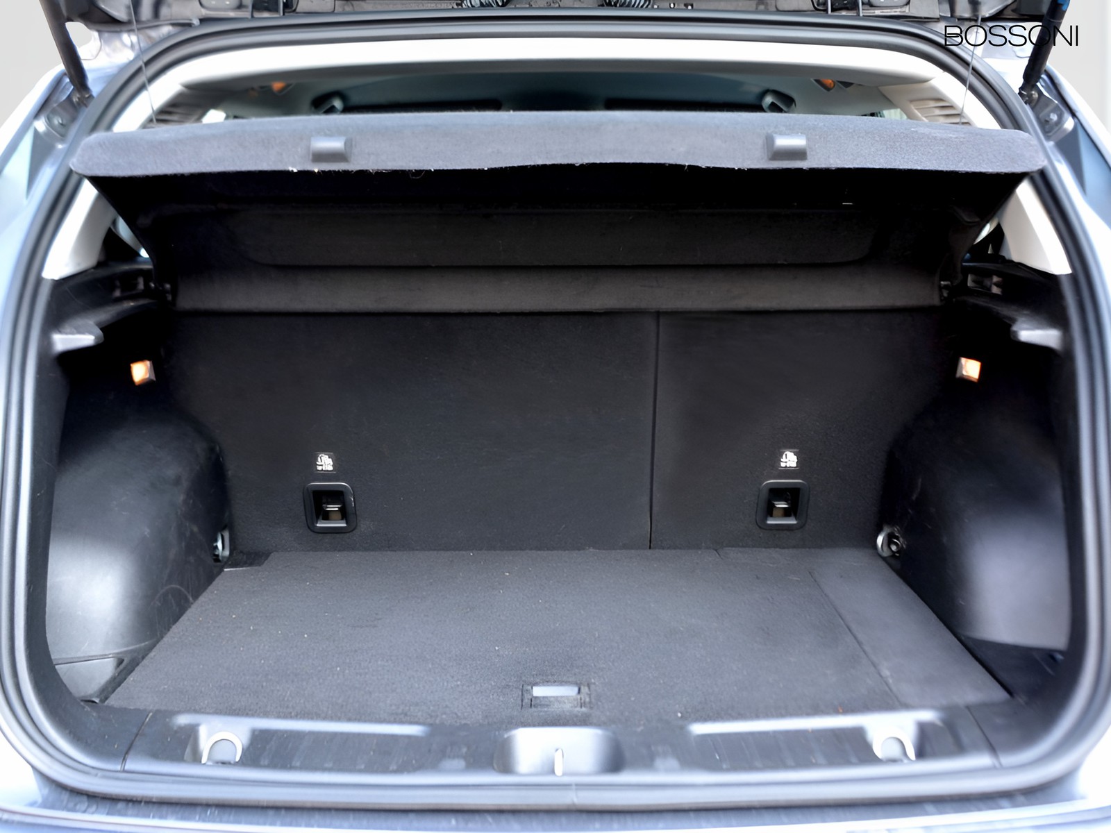 16 - Jeep Compass 1.3 turbo t4 phev limited 4xe at6