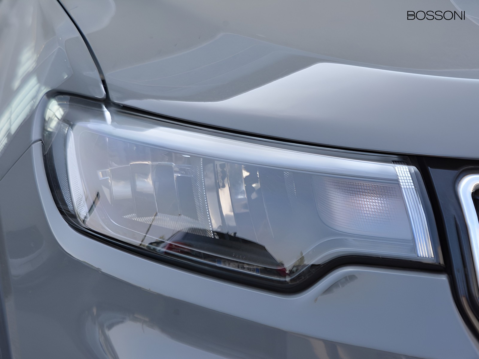 21 - Jeep Compass 1.3 turbo t4 phev limited 4xe at6