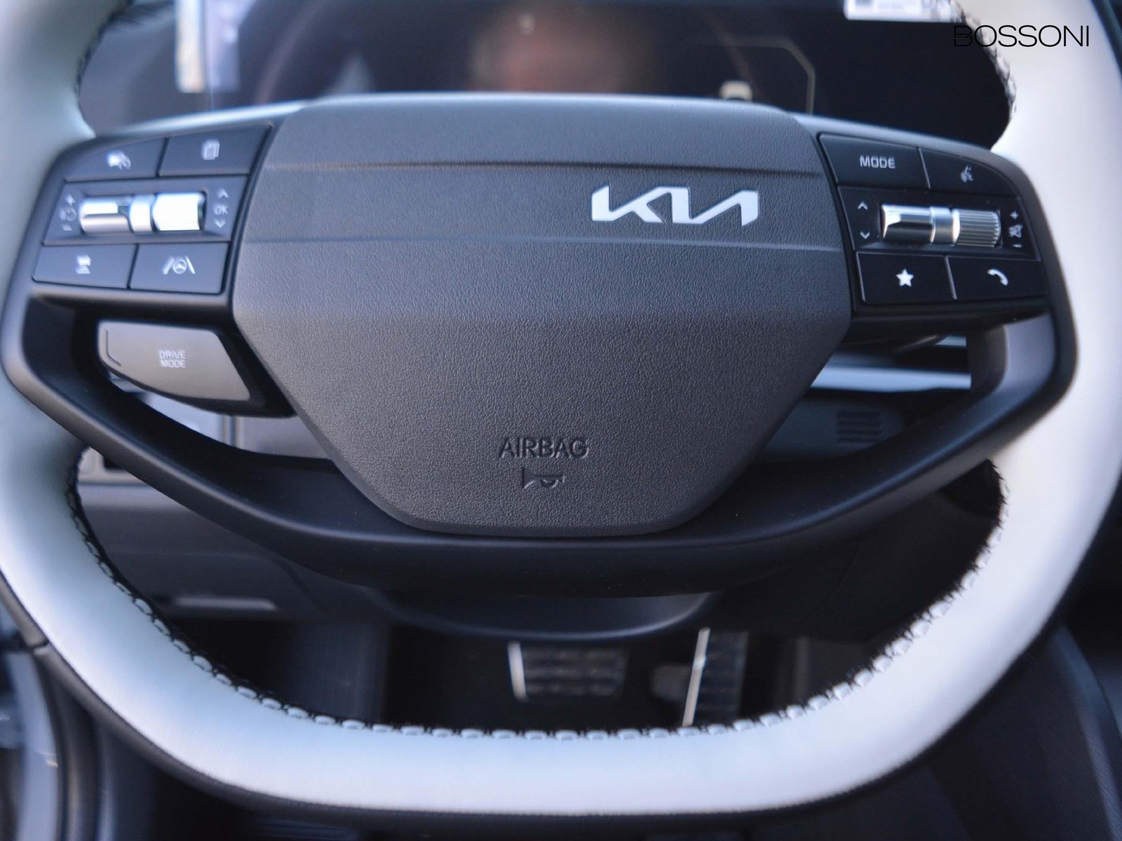 16 - Kia Sportage 1.6 t-gdi hev gt-line 2wd at6