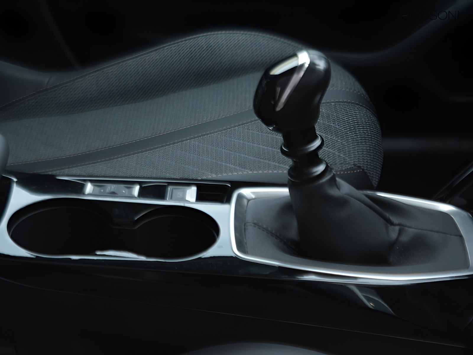 12 - Peugeot 208 1.2 puretech 100cv allure s&s