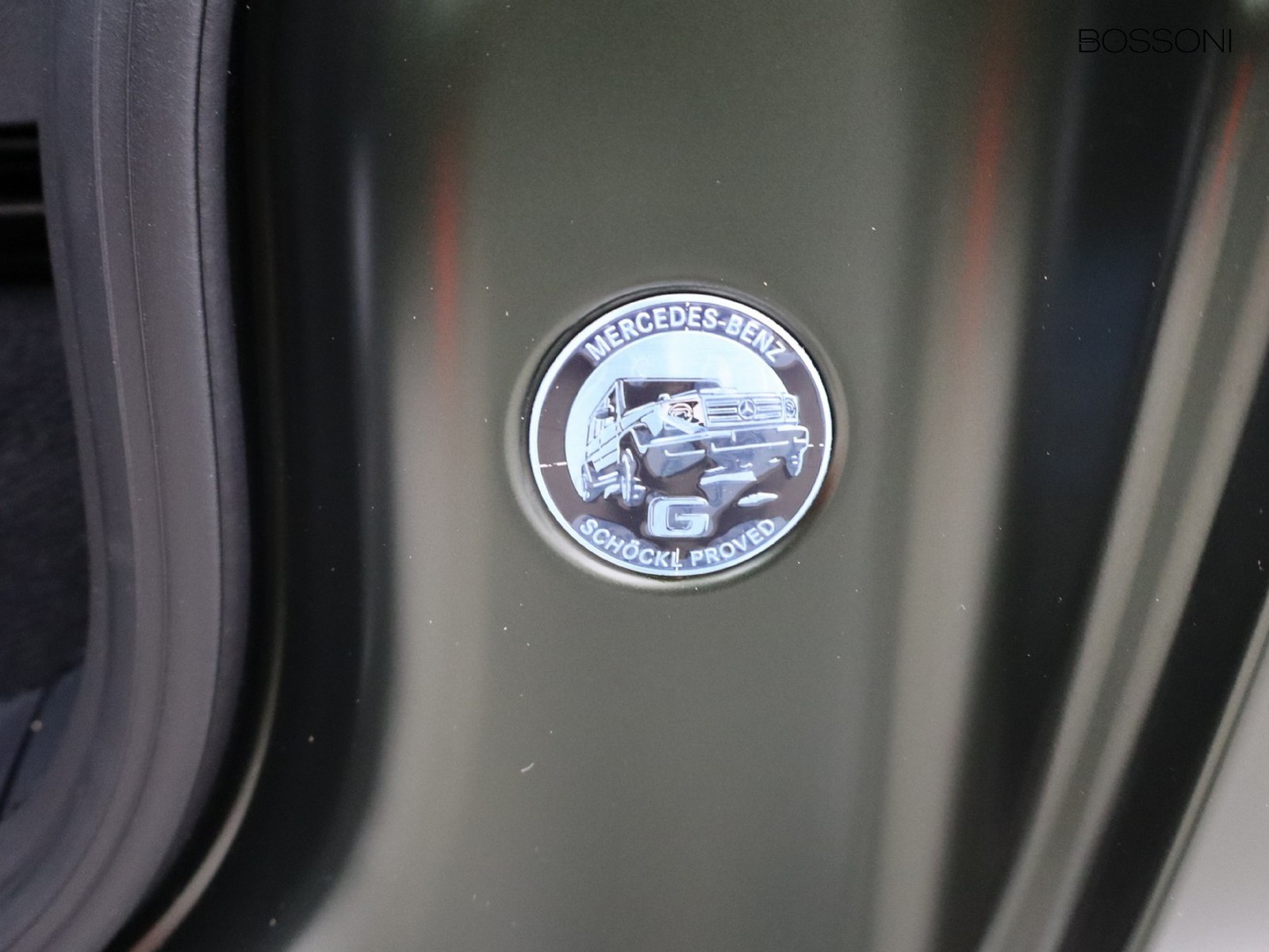 20 - Mercedes Classe G 500 v8 422cv amg line final edition green 9g-tronic