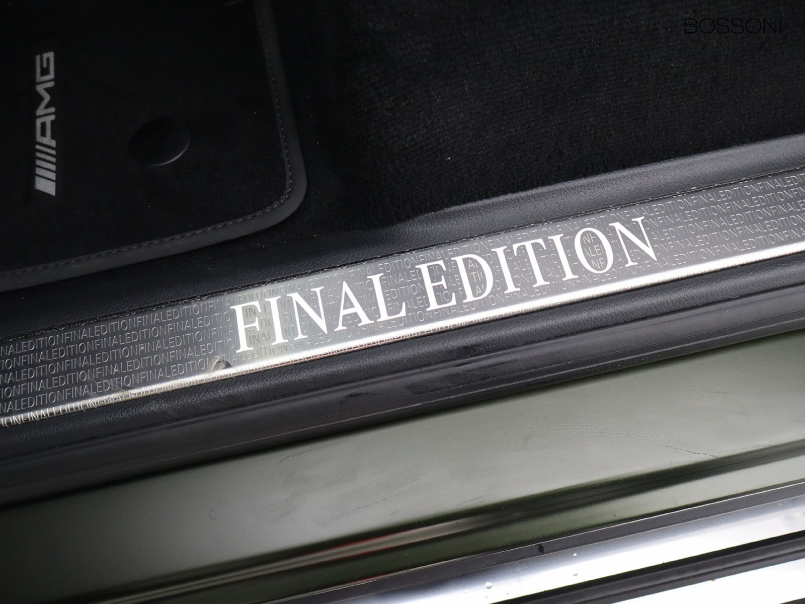 21 - Mercedes Classe G 500 v8 422cv amg line final edition green 9g-tronic