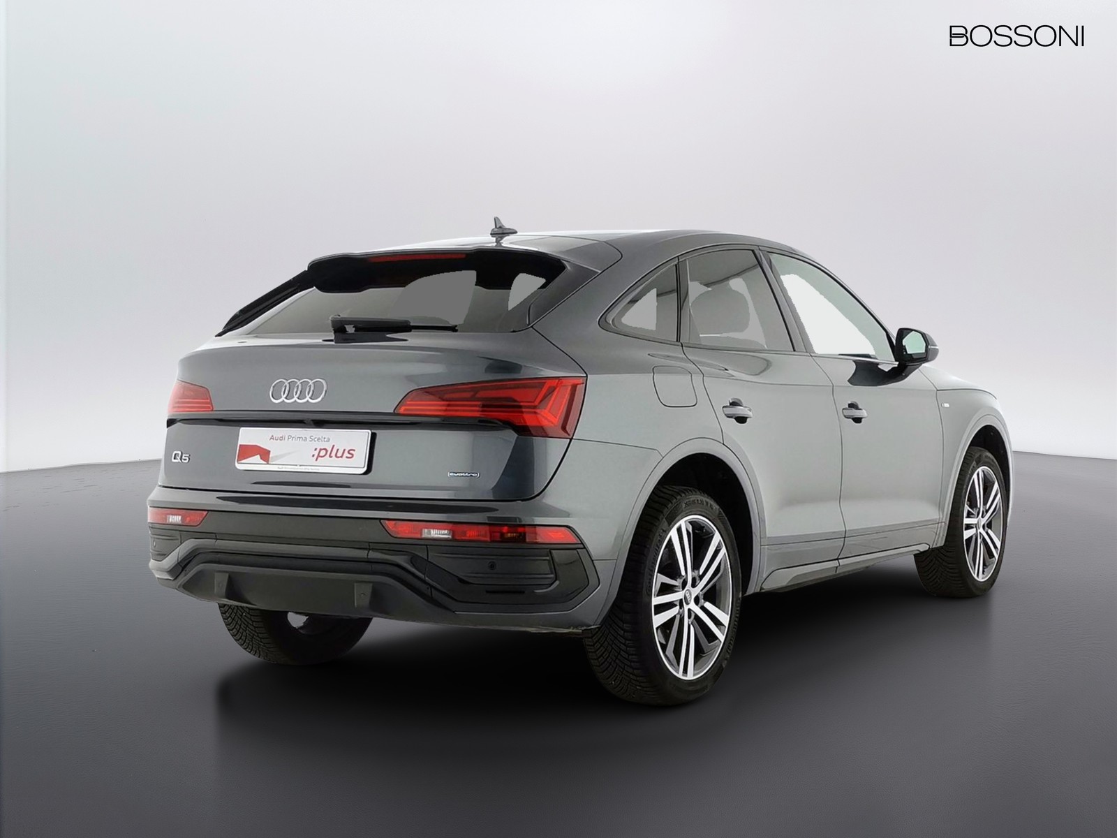 2 - Audi Q5 sportback 40 2.0 tdi mhev 12v s line quattro s tronic
