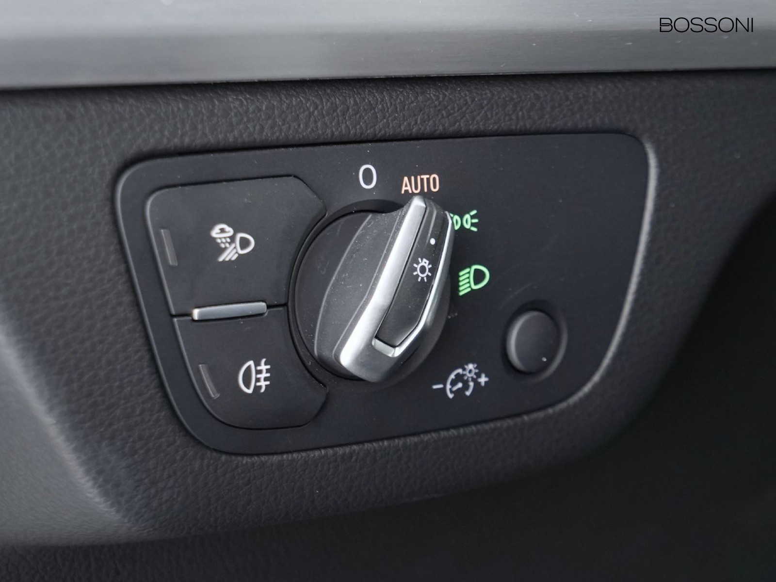 11 - Audi Q5 sportback 40 2.0 tdi mhev 12v s line quattro s tronic