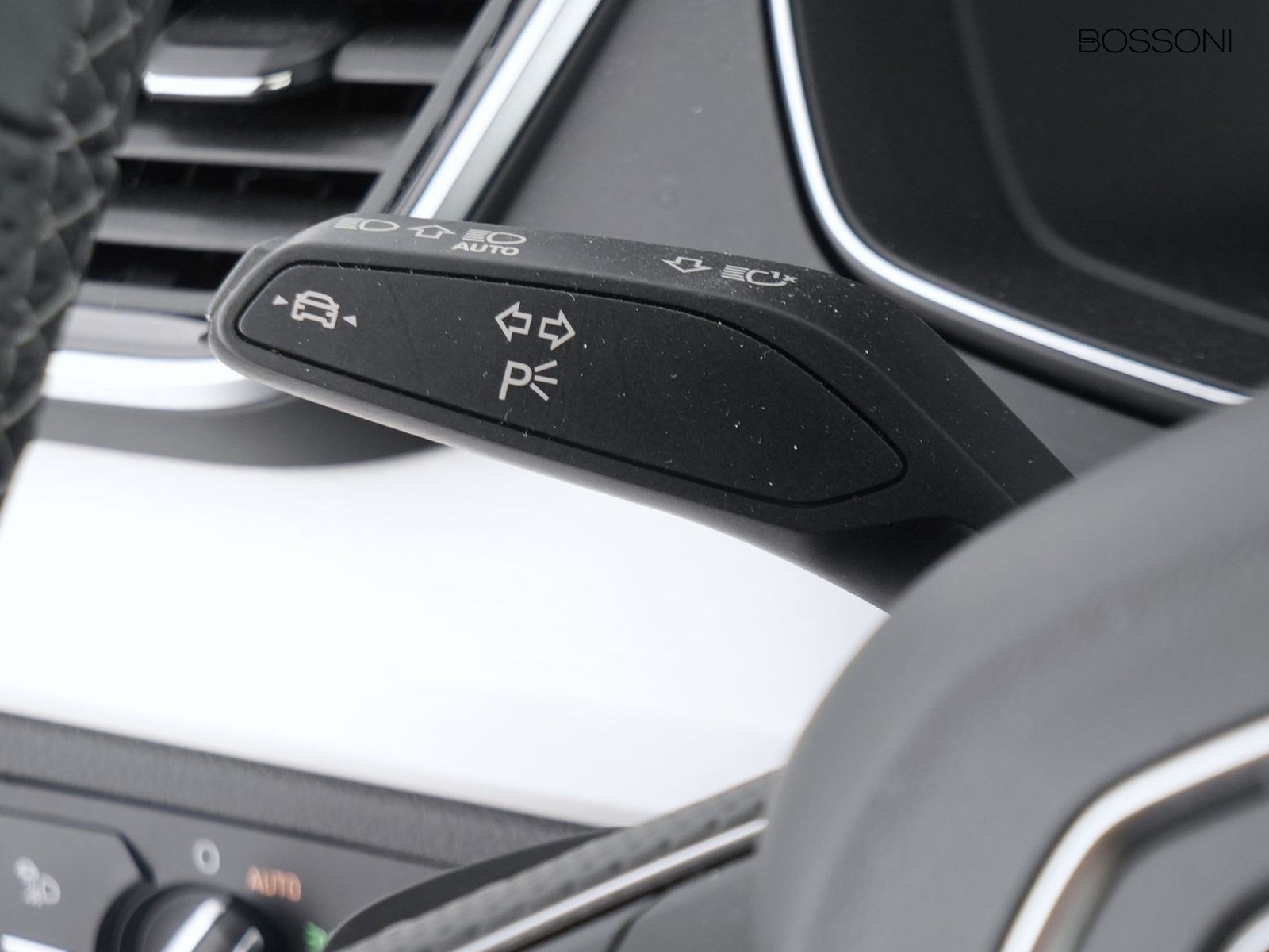 26 - Audi Q5 sportback 40 2.0 tdi mhev 12v s line quattro s tronic