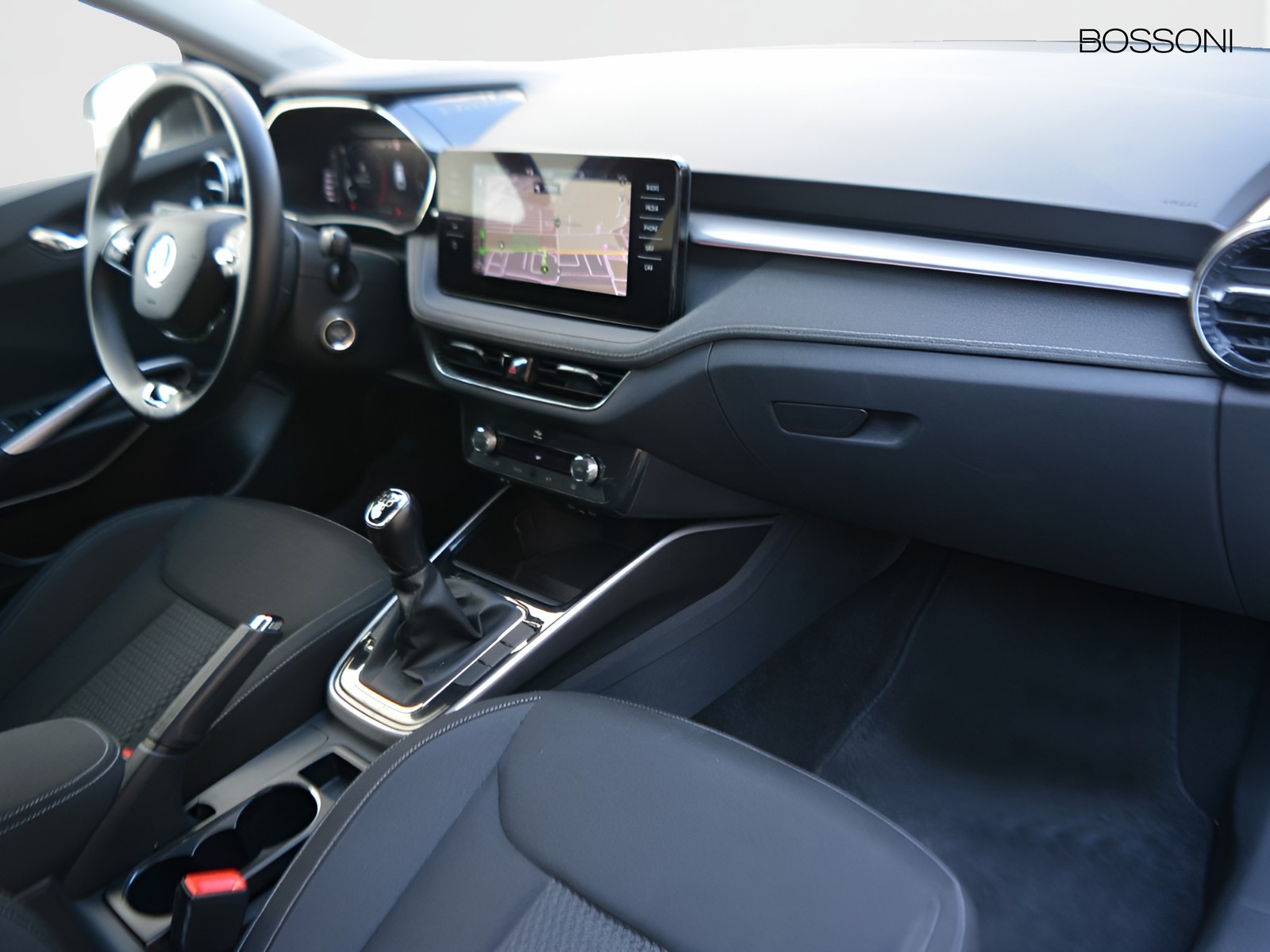 8 - Skoda Fabia 1.0 mpi evo 80cv style