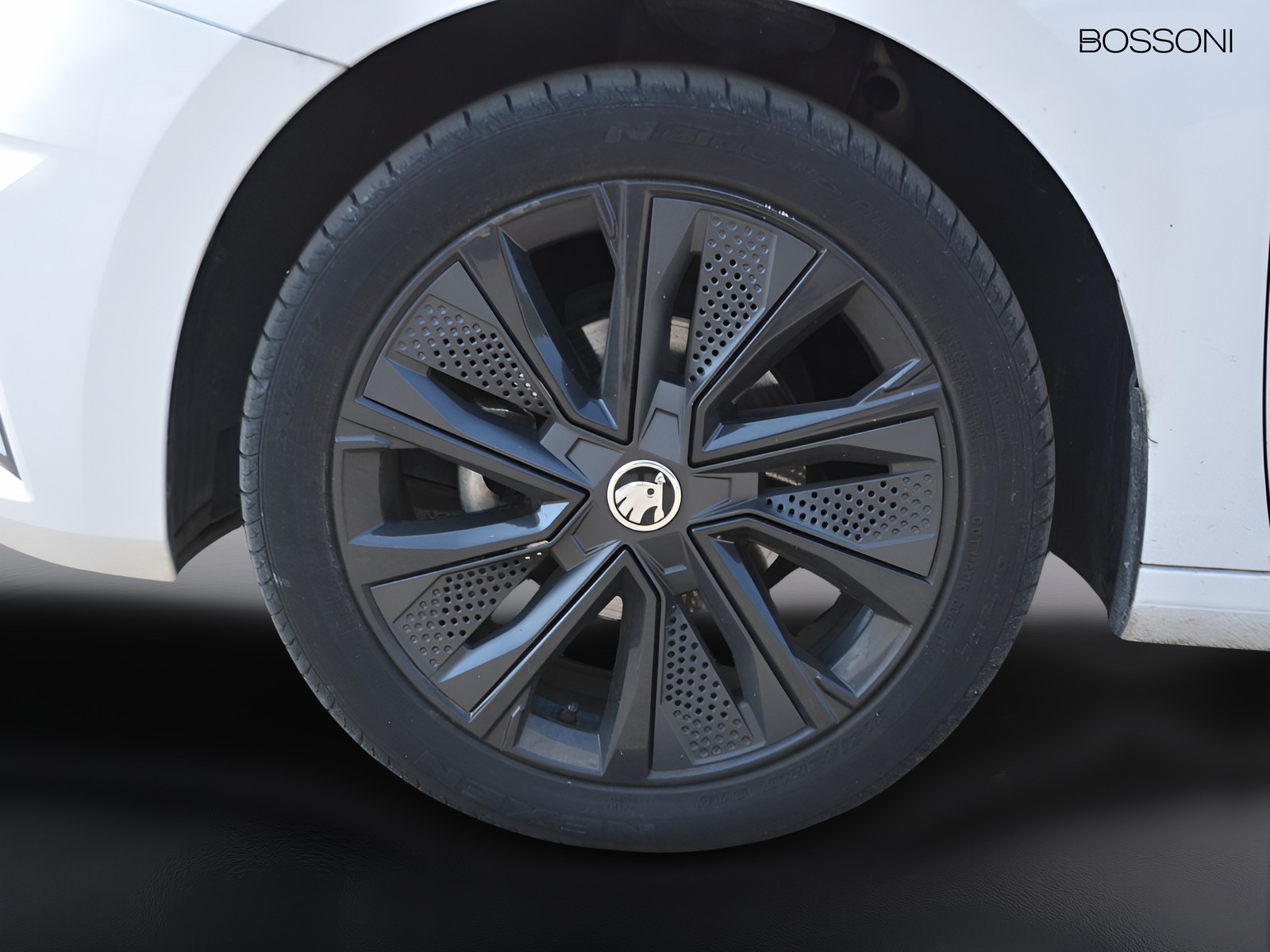 15 - Skoda Fabia 1.0 mpi evo 80cv style