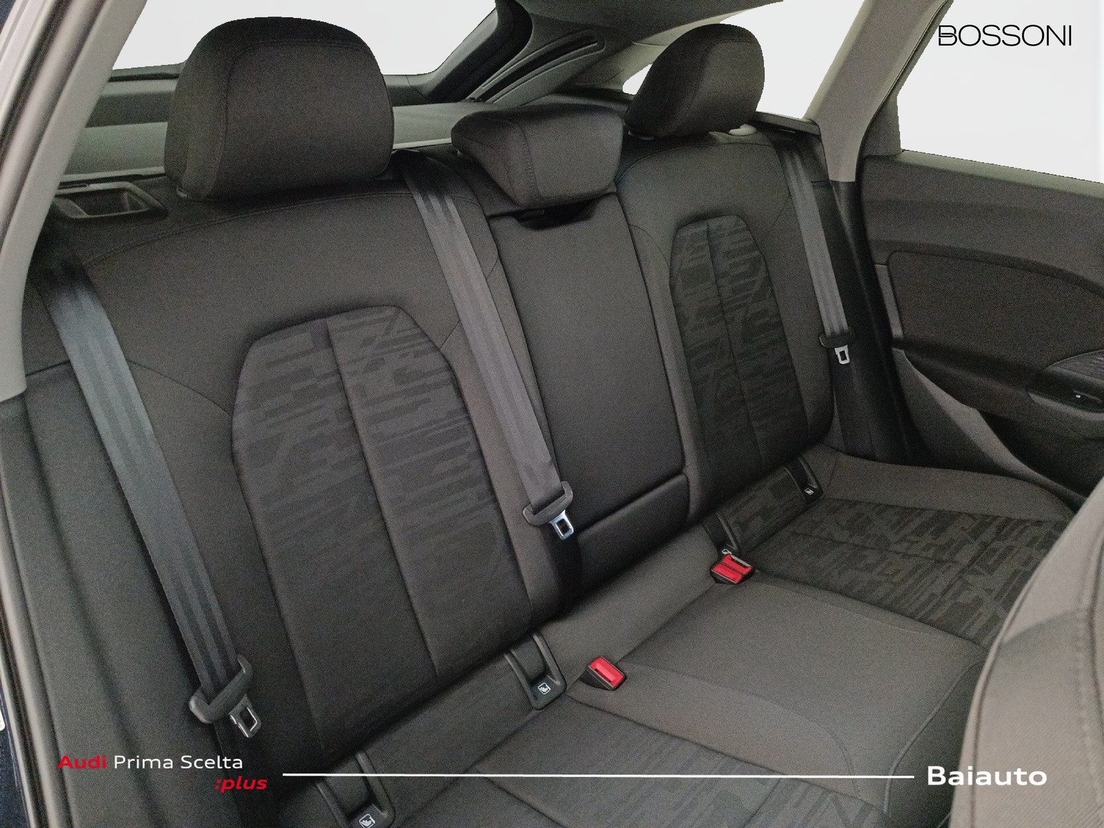 20 - Audi A5 avant 2.0 tdi mhev+ 204cv business advanced