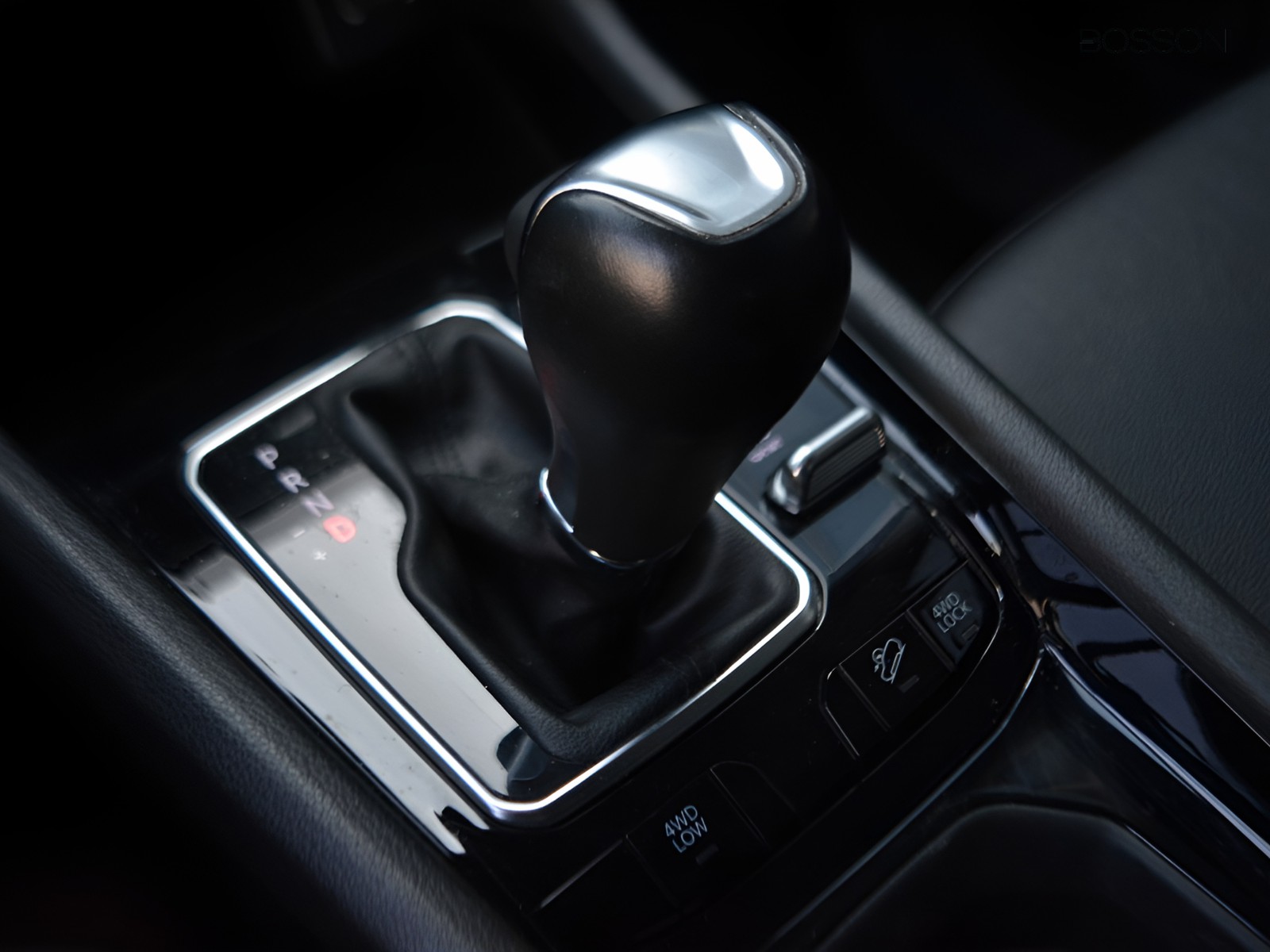 12 - Jeep Compass 1.3 turbo t4 phev limited 4xe at6