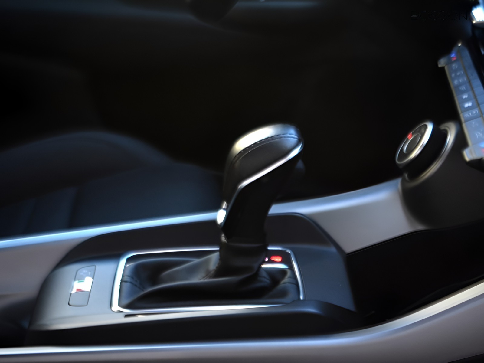 12 - Alfa Romeo Tonale 1.5 hybrid 160cv ti tct7