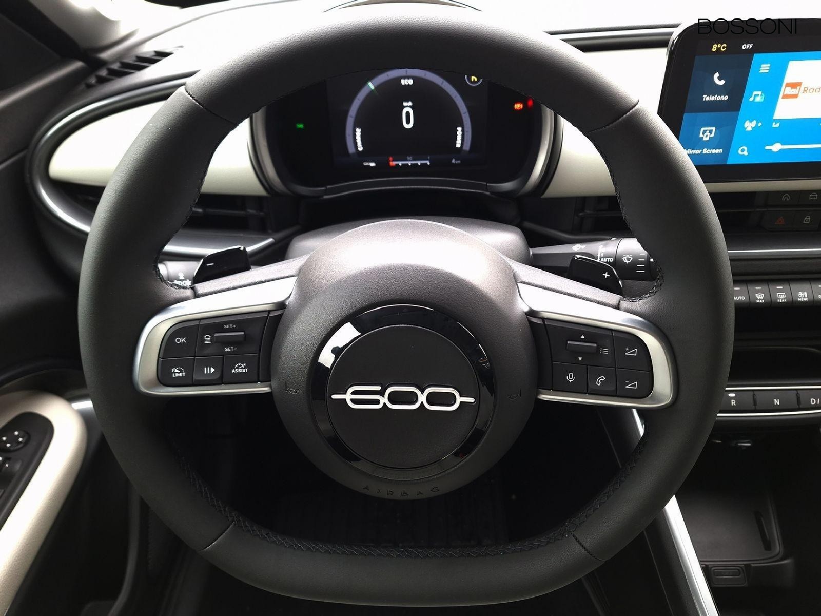 9 - Fiat 600 1.2 hybrid 110cv la prima ii edct