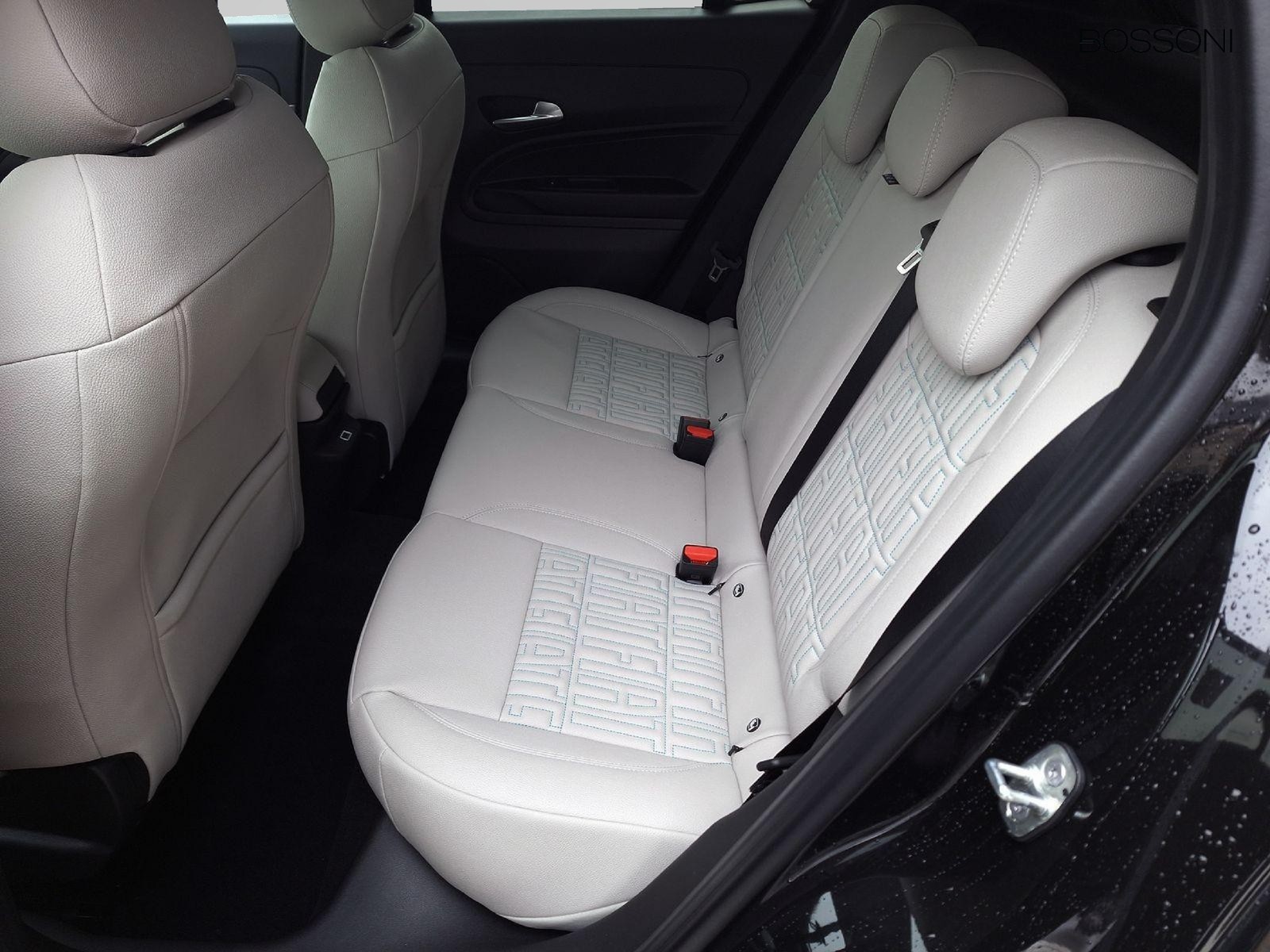 12 - Fiat 600 1.2 hybrid 110cv la prima ii edct