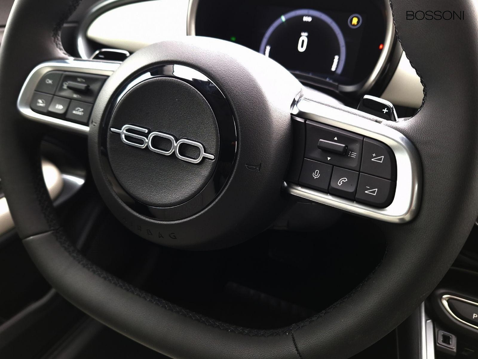 20 - Fiat 600 1.2 hybrid 110cv la prima ii edct