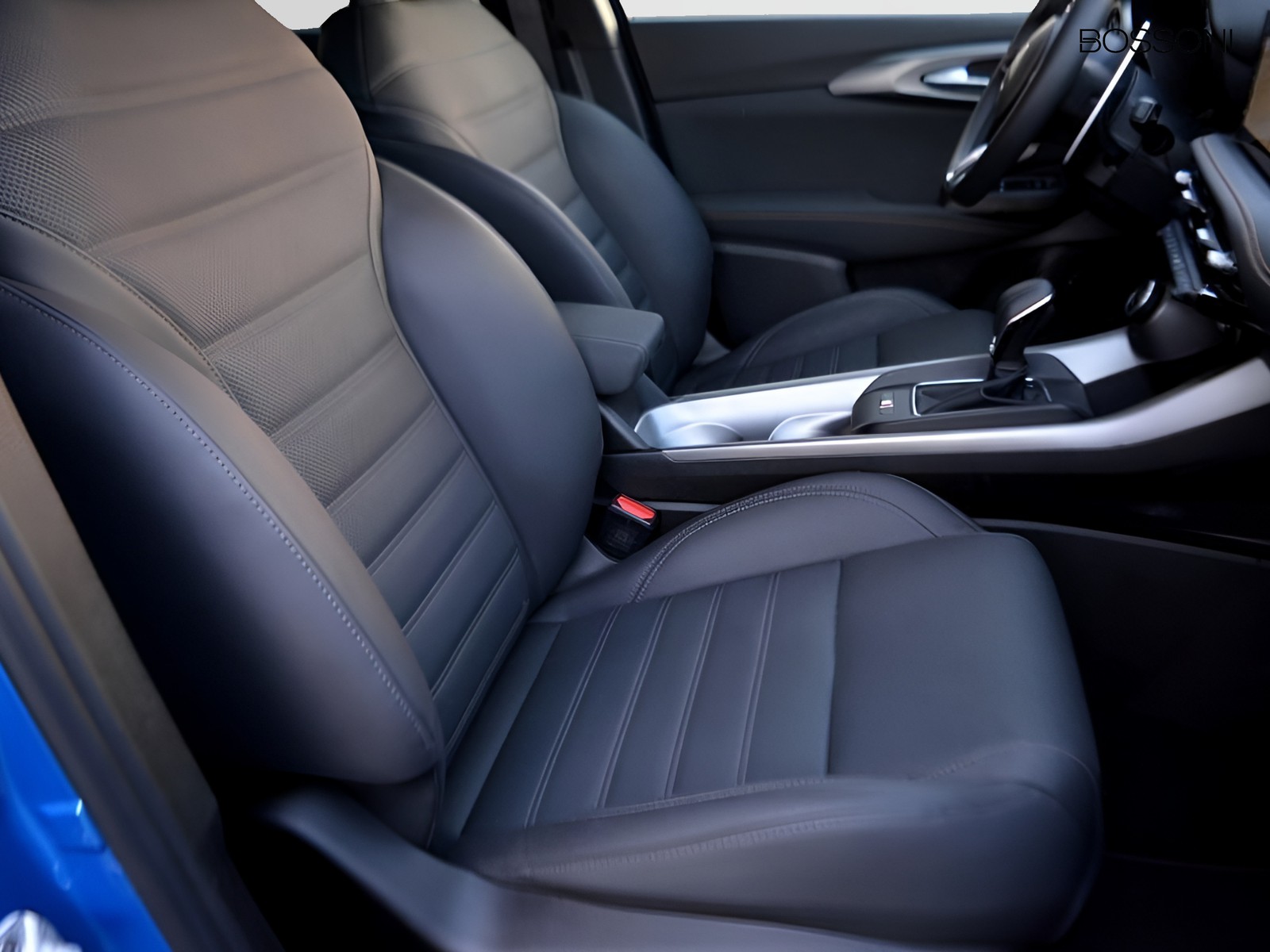 5 - Alfa Romeo Tonale 1.5 hybrid 160cv veloce tct7