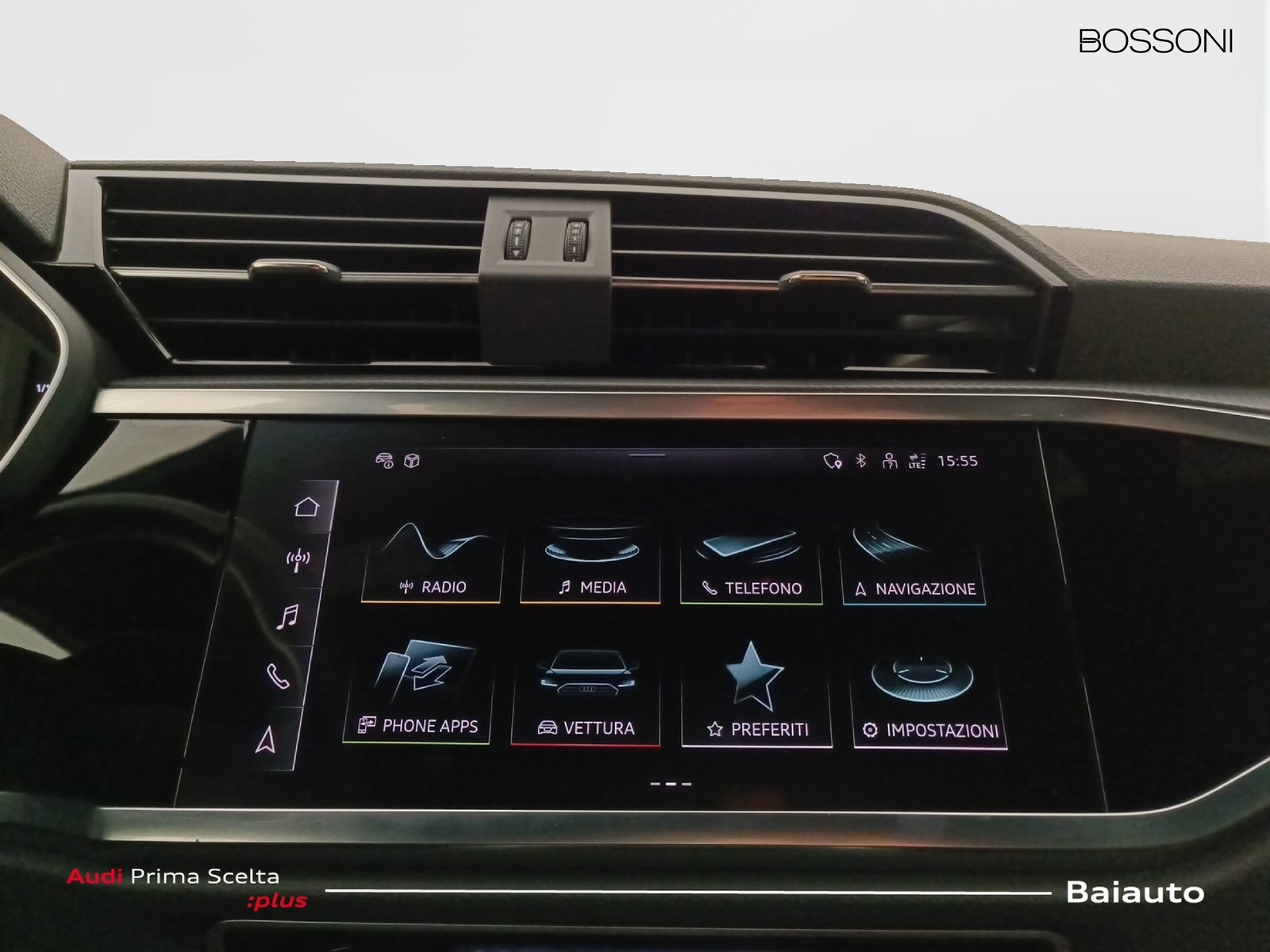 11 - Audi Q3 sportback 35 2.0 tdi identity black s tronic