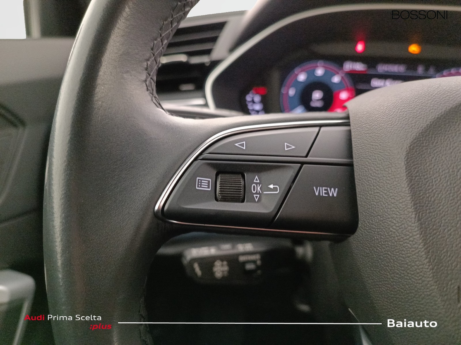 16 - Audi Q3 sportback 35 2.0 tdi identity black s tronic