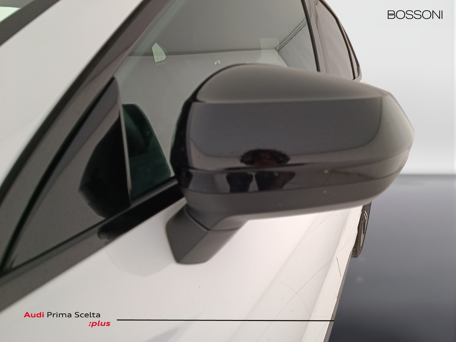 26 - Audi Q3 sportback 35 2.0 tdi identity black s tronic