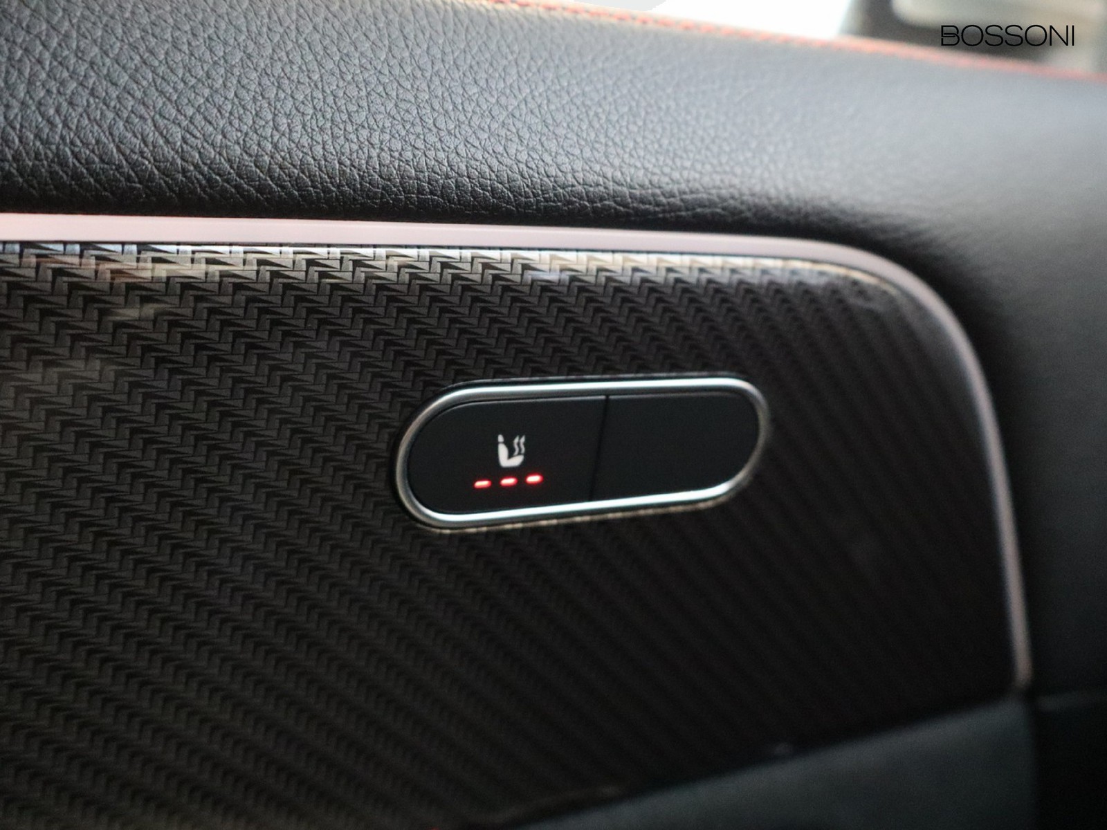 16 - Mercedes GLA 220 d premium 8g-dct