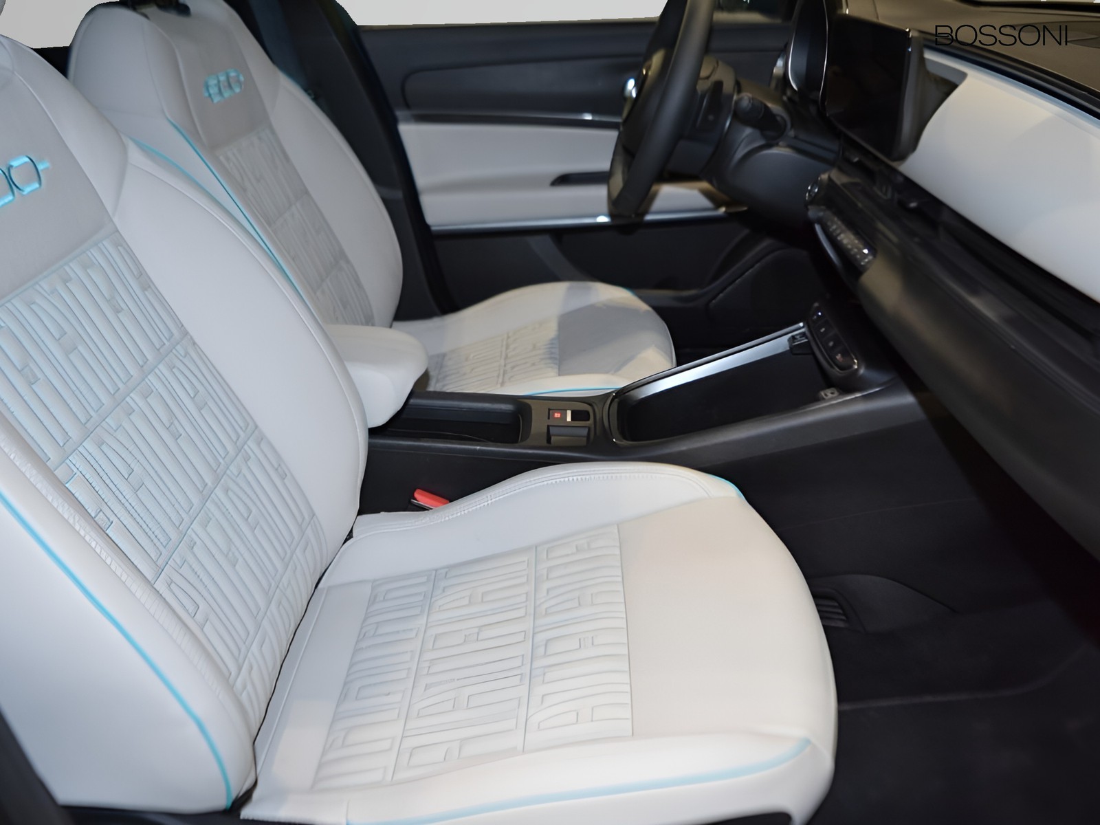 5 - Fiat 600 1.2 hybrid 110cv la prima ii edct