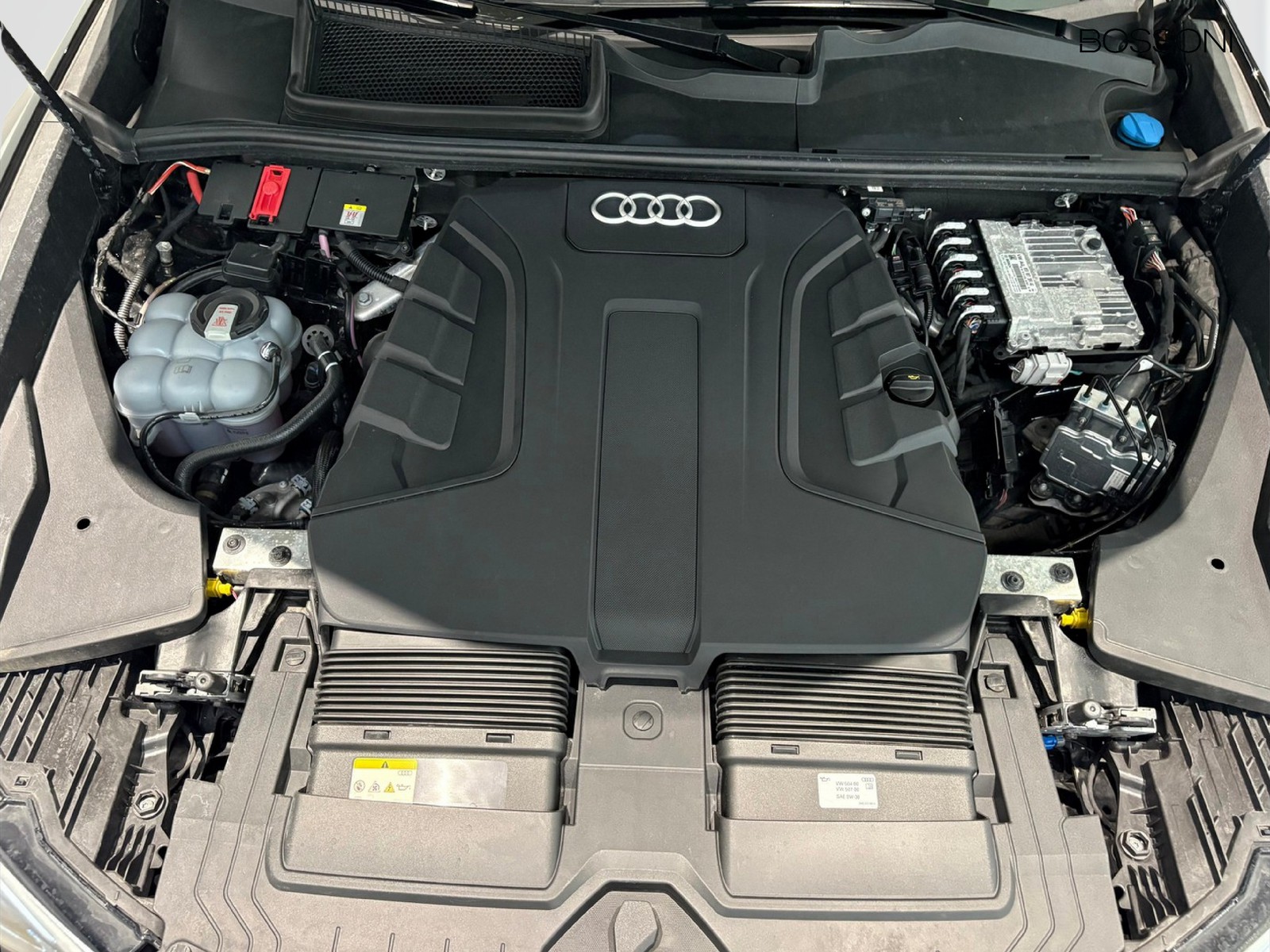 33 - Audi Q8 3.0 v6 tdi mhev 286cv s line edition quattro