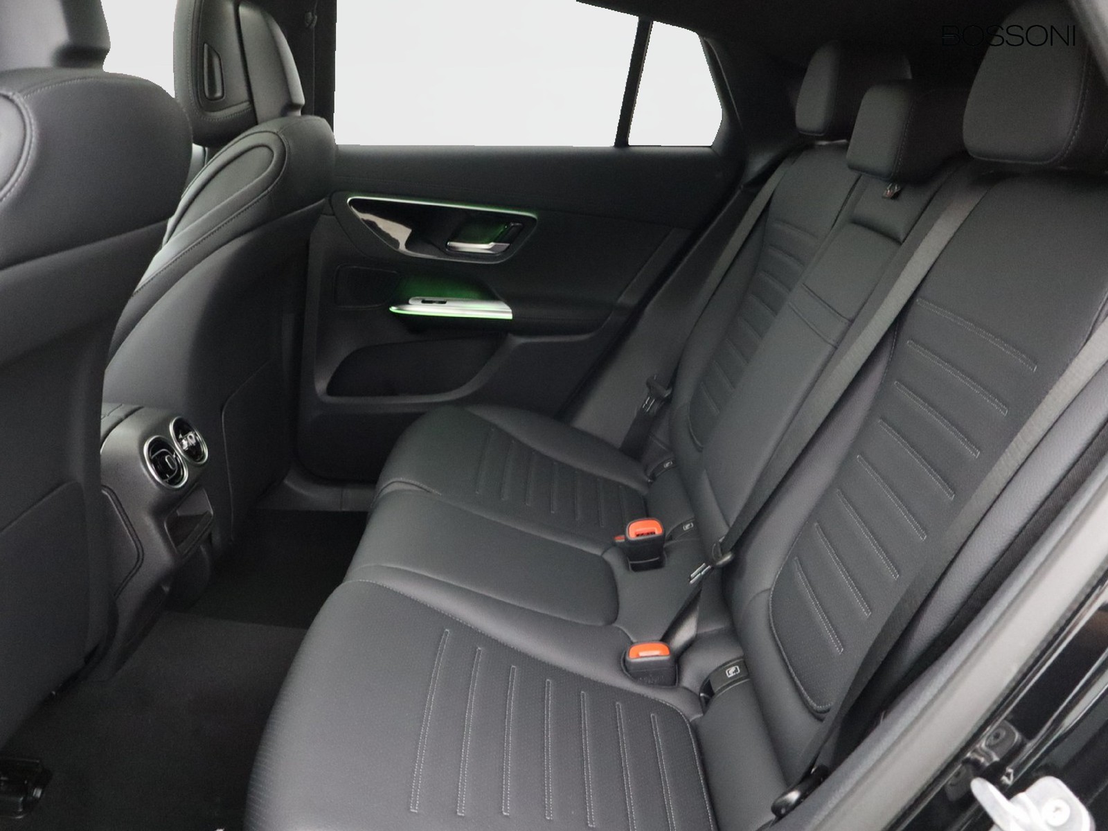 8 - Mercedes GLC coupe 450 d amg line premium 4matic 9g-tronic