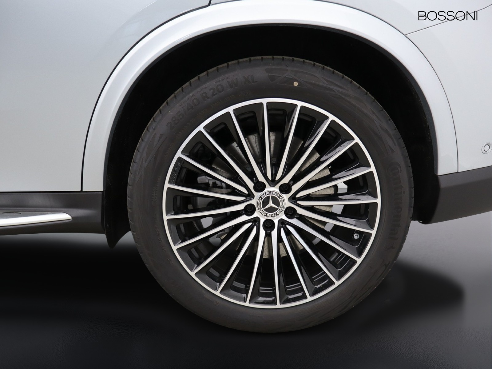 4 - Mercedes GLC suv 300 de plug in hybrid amg line advanced plus 4matic 9g-tronic